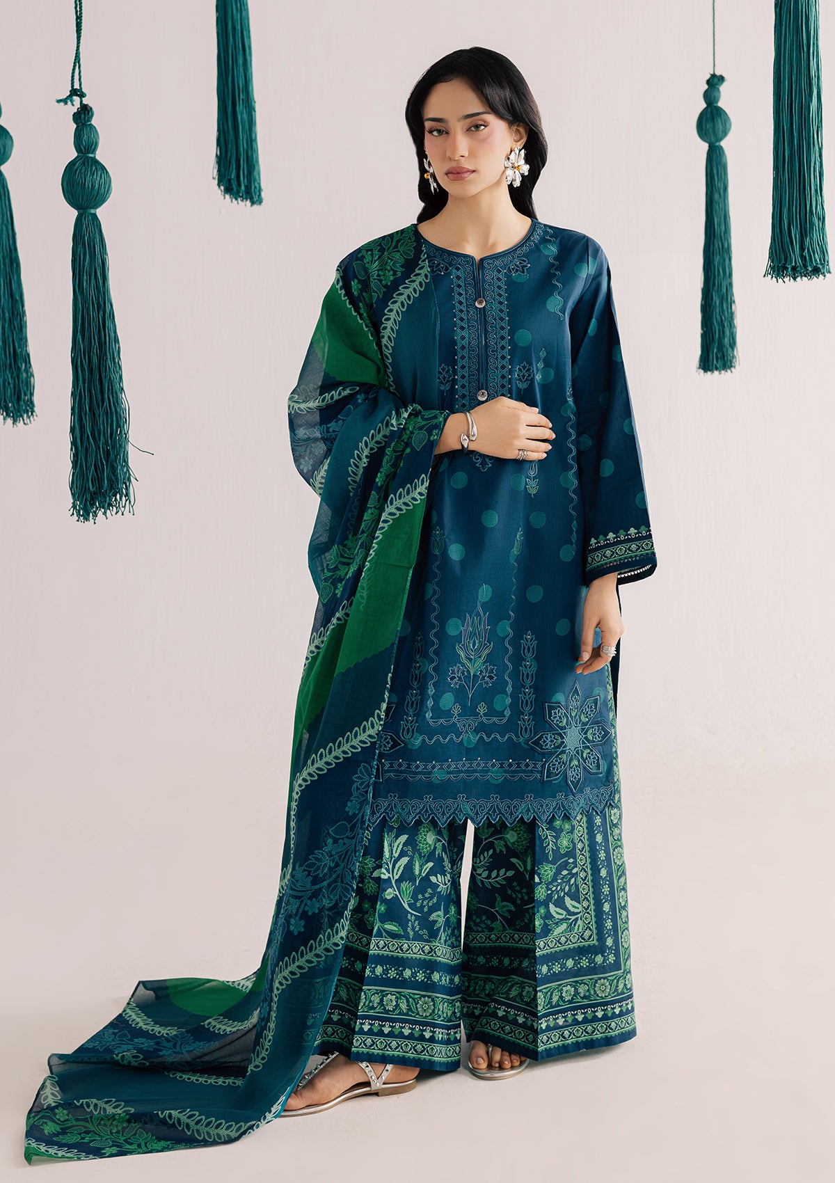 lawn Kurta Set in Prussian blue