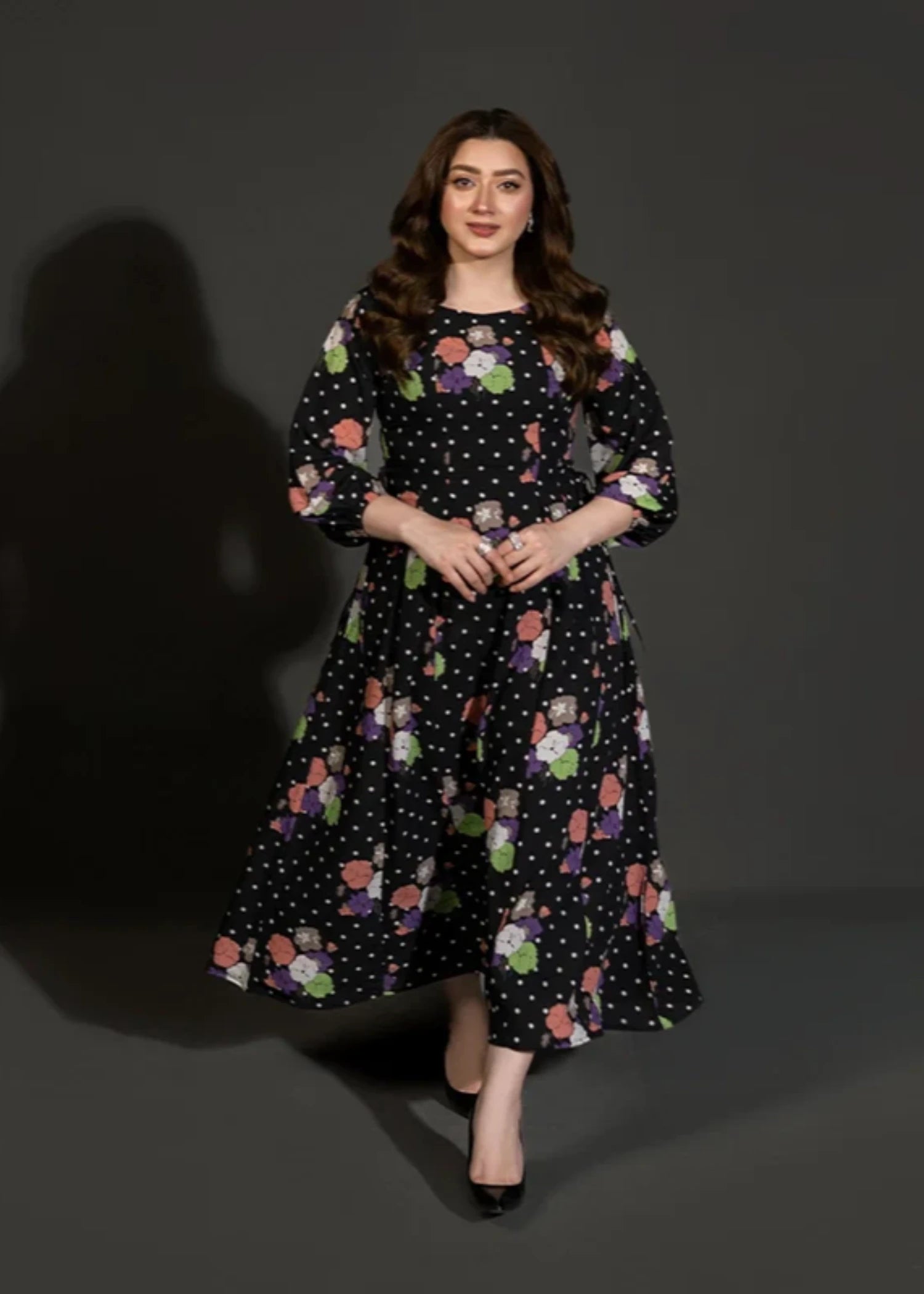 crepe Maxi in Black