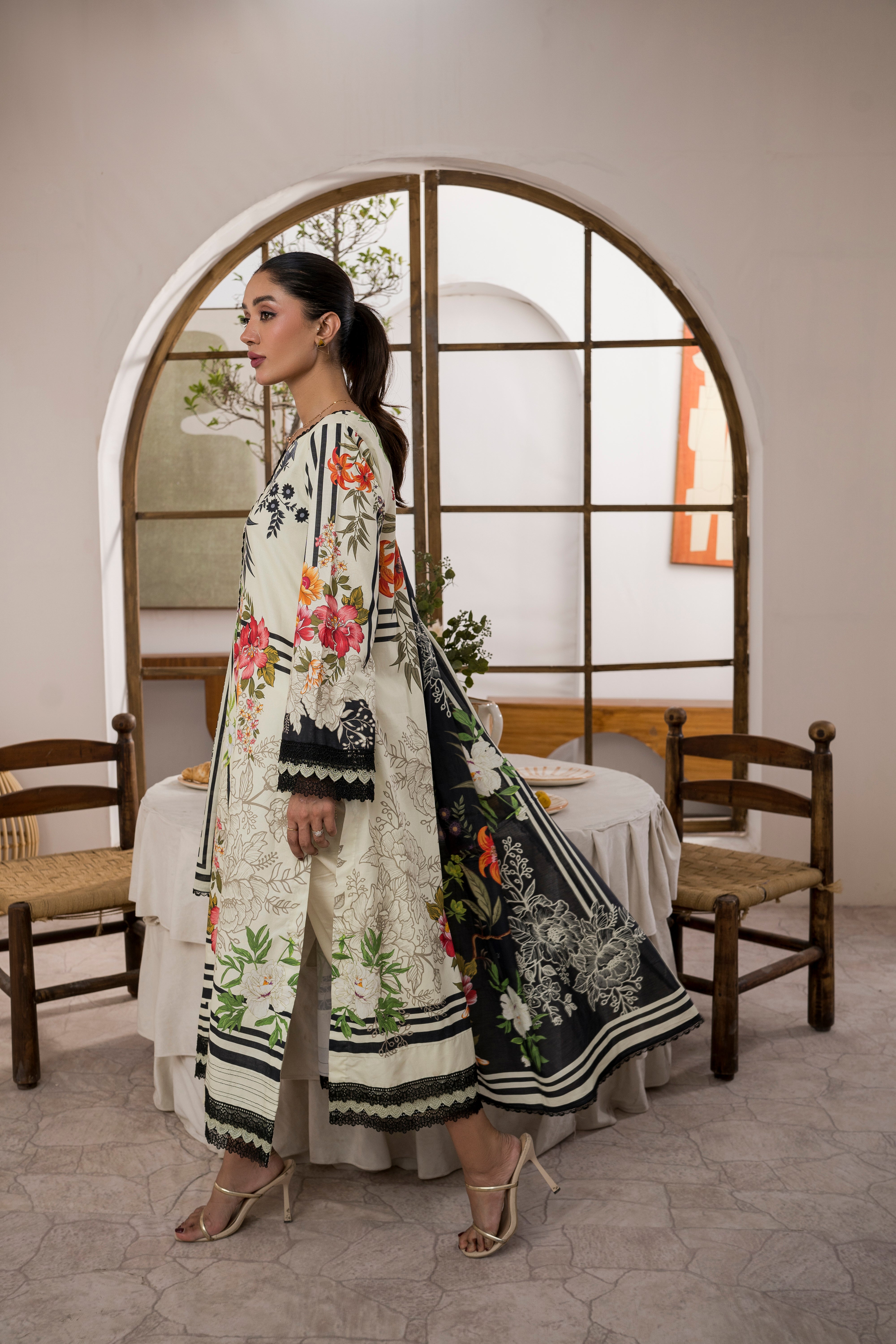 Summer Lawn – D147
