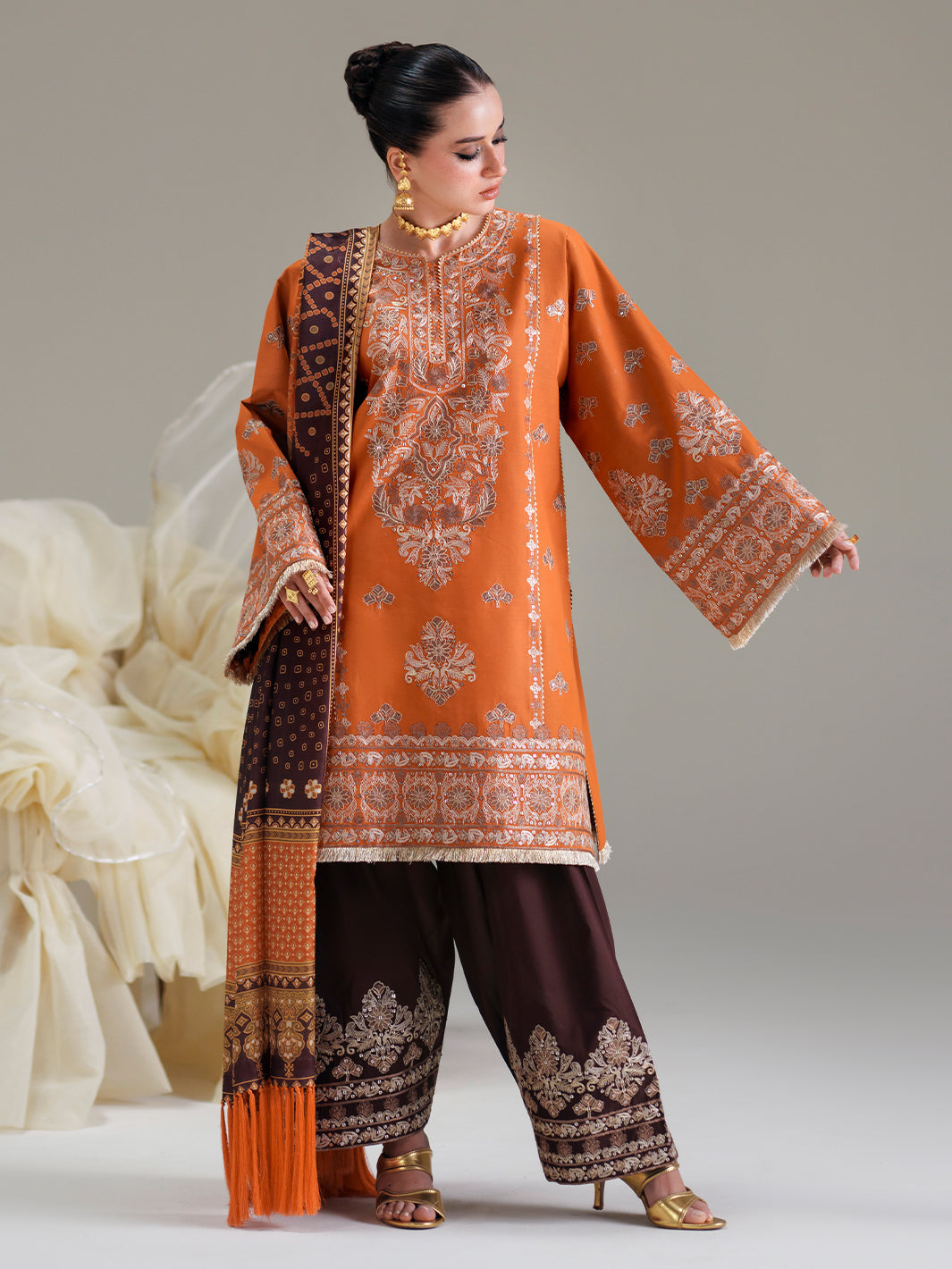 Amour Luxury Lawn – 183-A