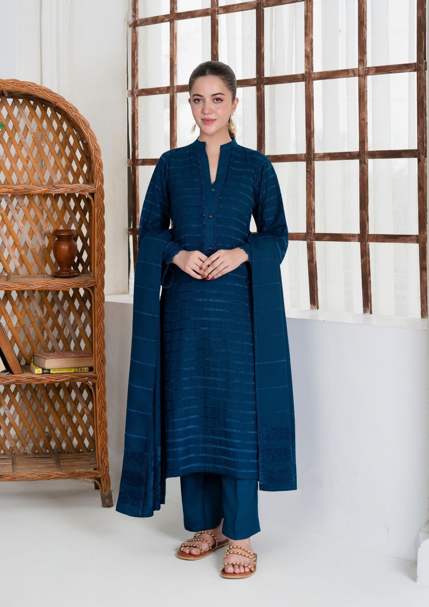 dhanak wool Kurta Set in Prussian blue