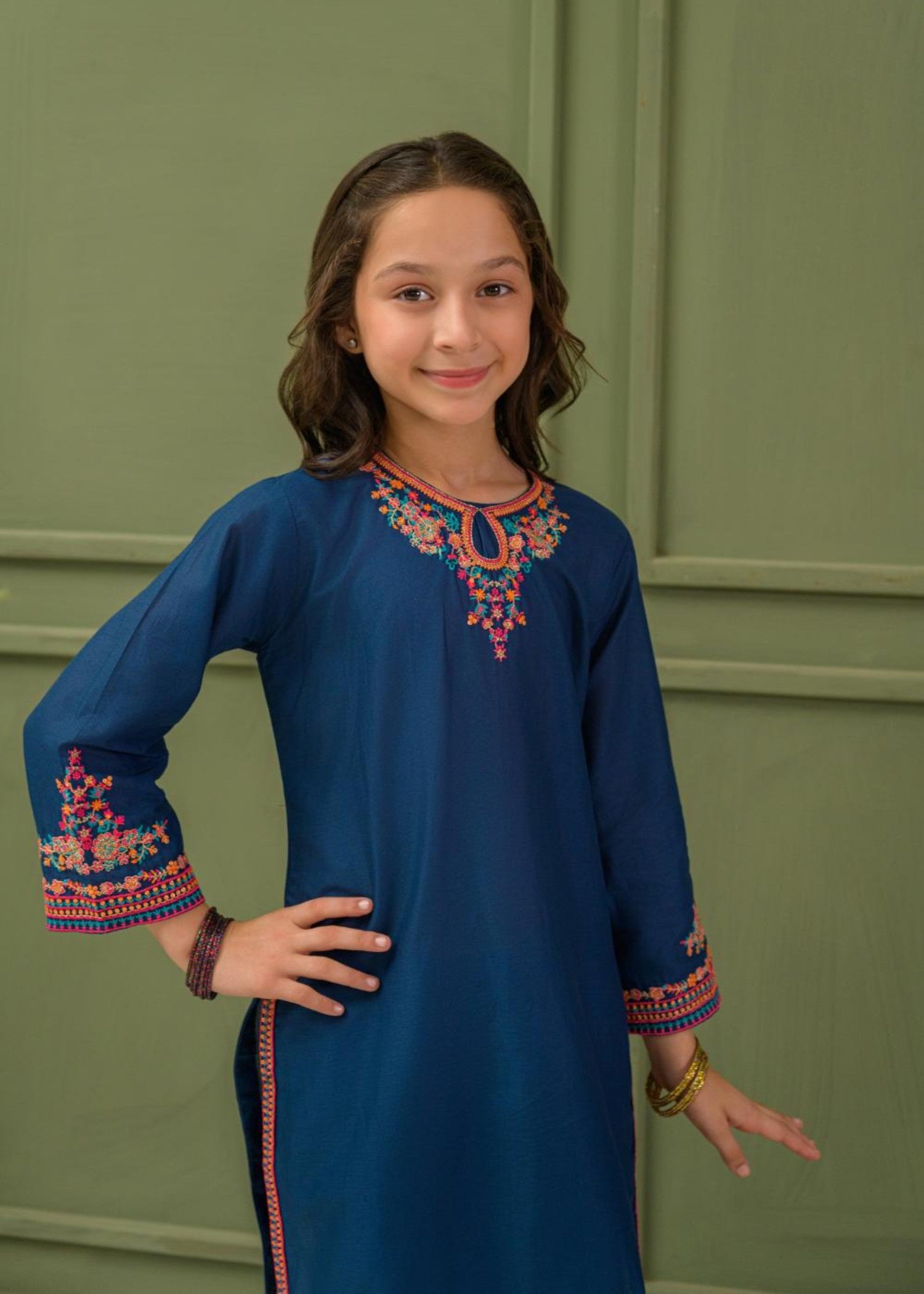 lawn Kurta Set in Dark blue