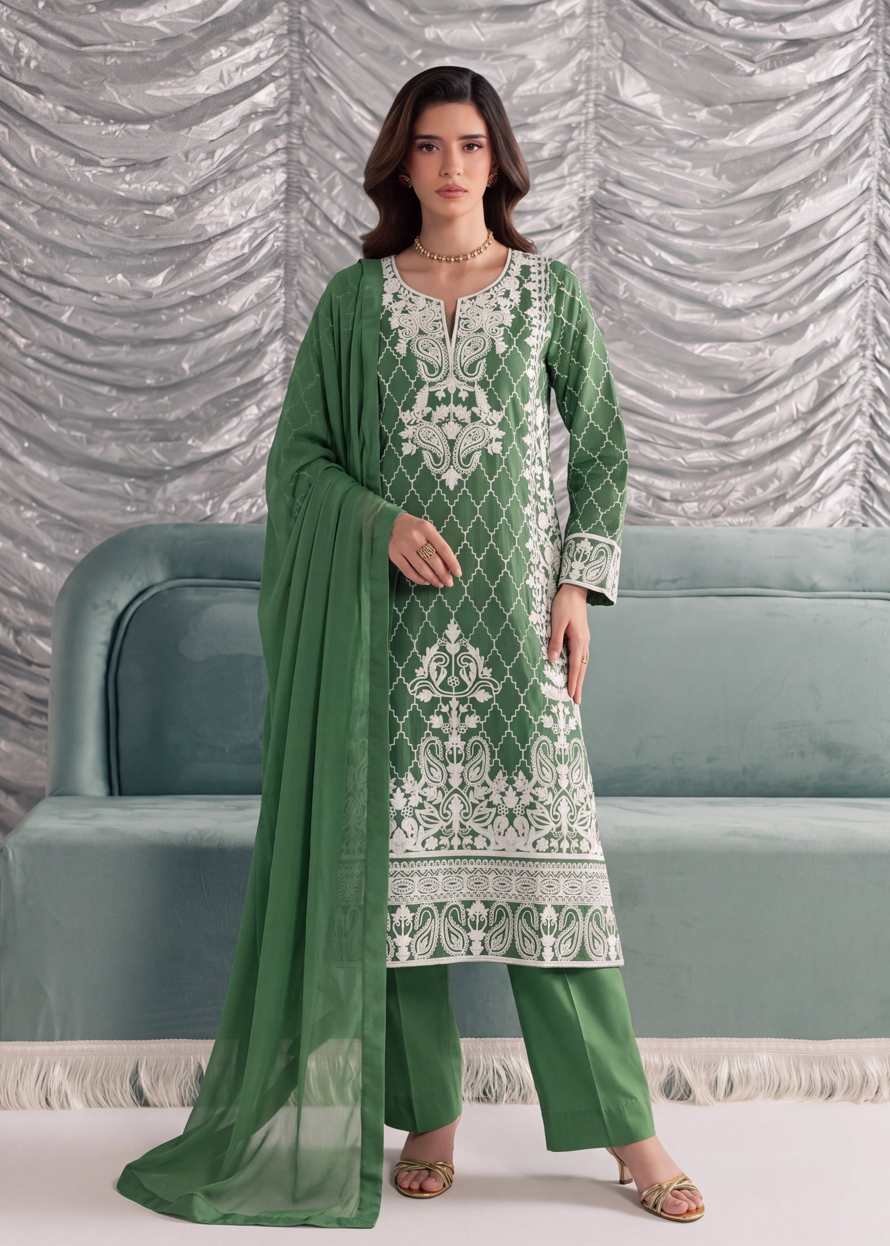 linen Kurta Set in Kelly green