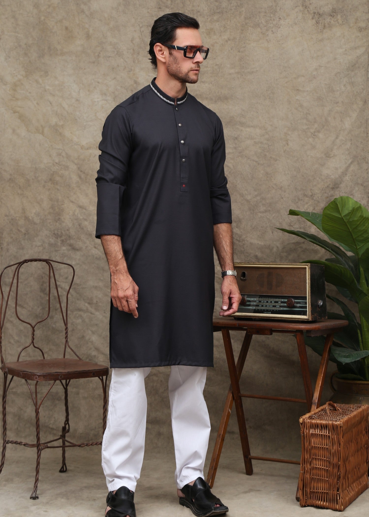 wash & wear Kurta in Charcoal by Maqsood Garments