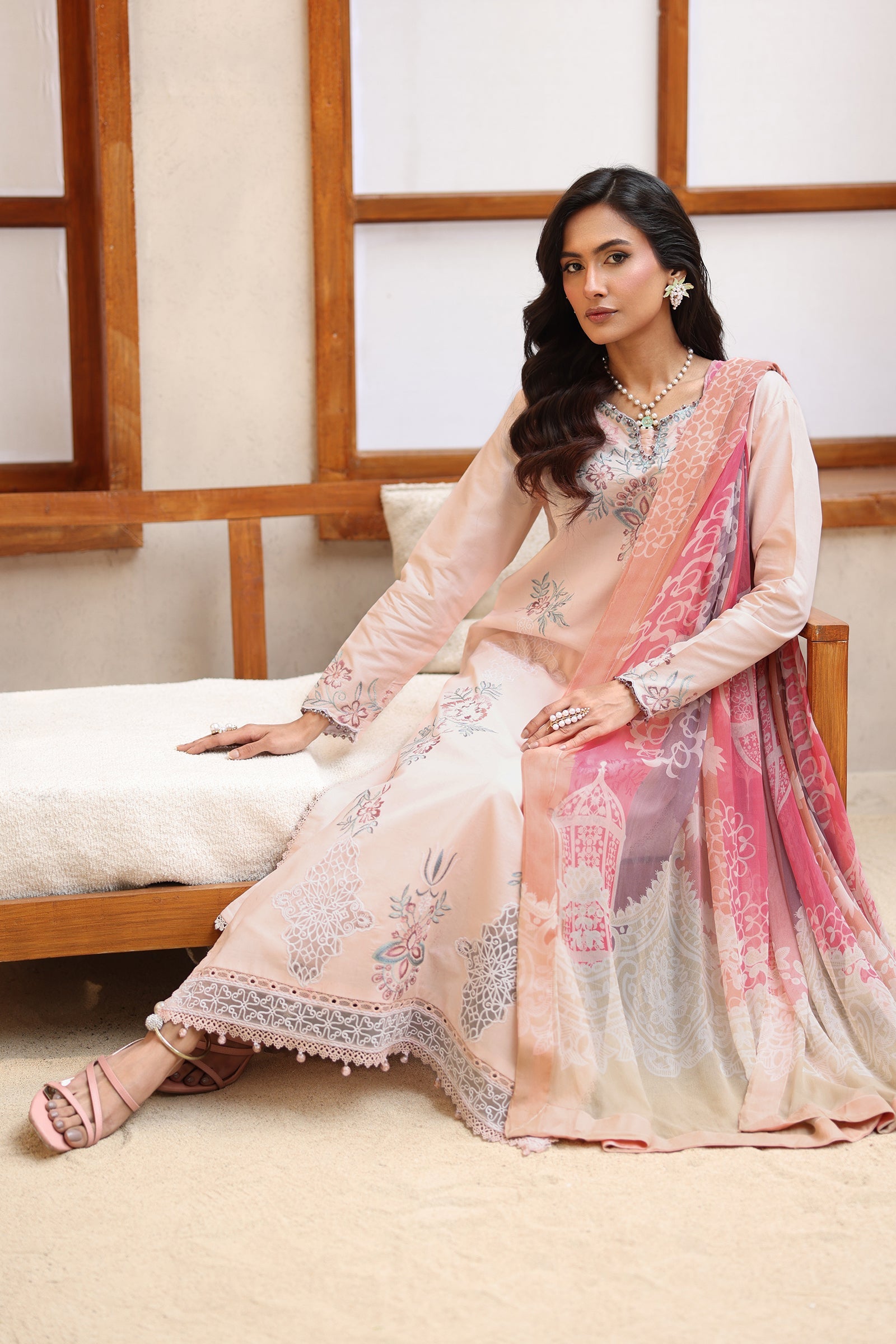 Raaya Rameen Lawn – AURORA