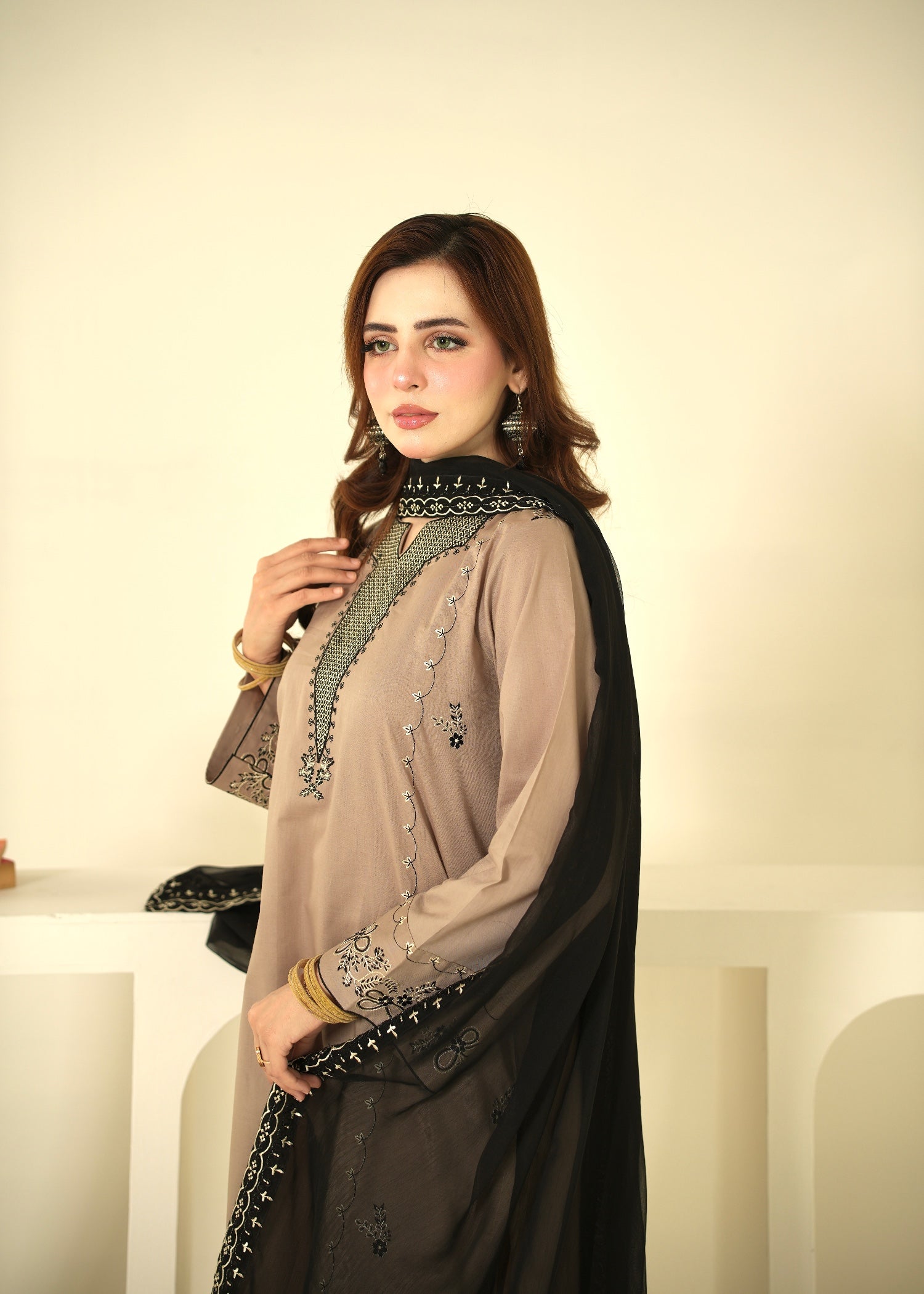 lawn cotton Kurta Set in Grey