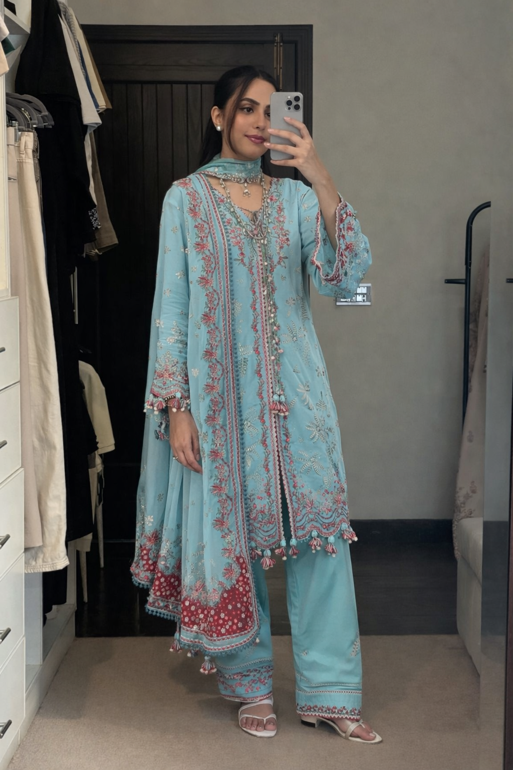 Luxury Lawn Eid Edit – Sepher