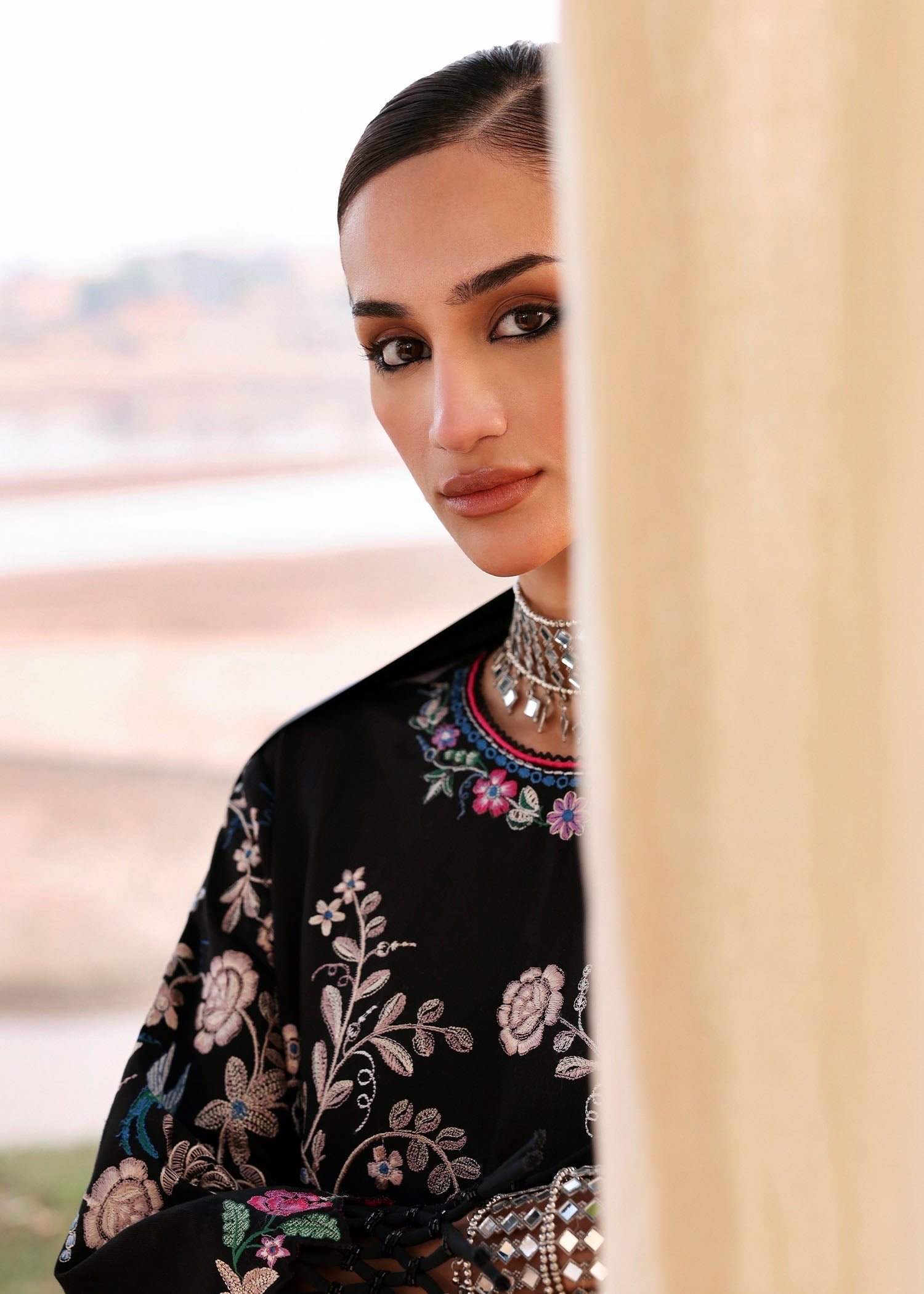 khaddar Unstitched in Black