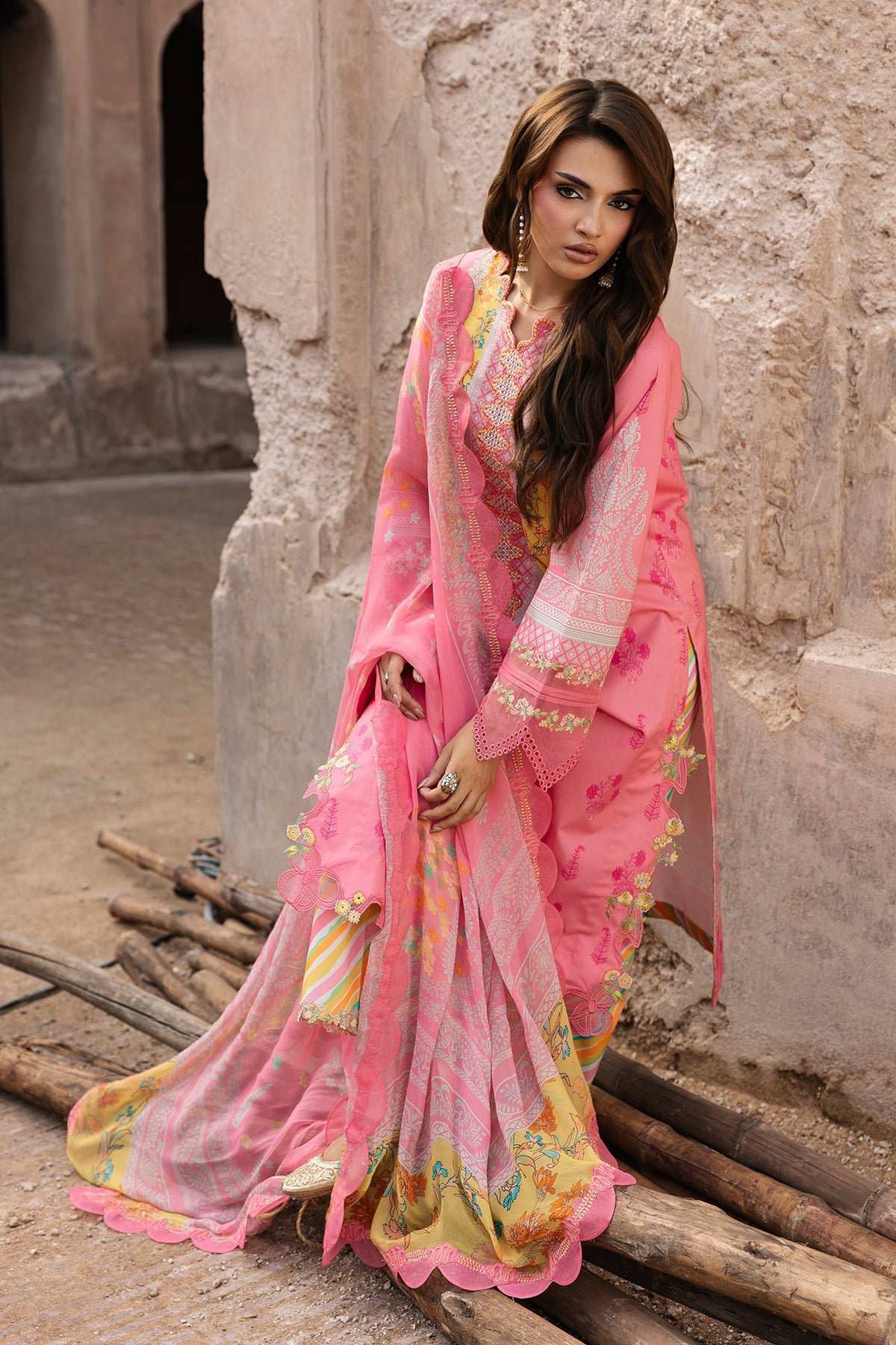 Chunri Lawn – CHN6-08