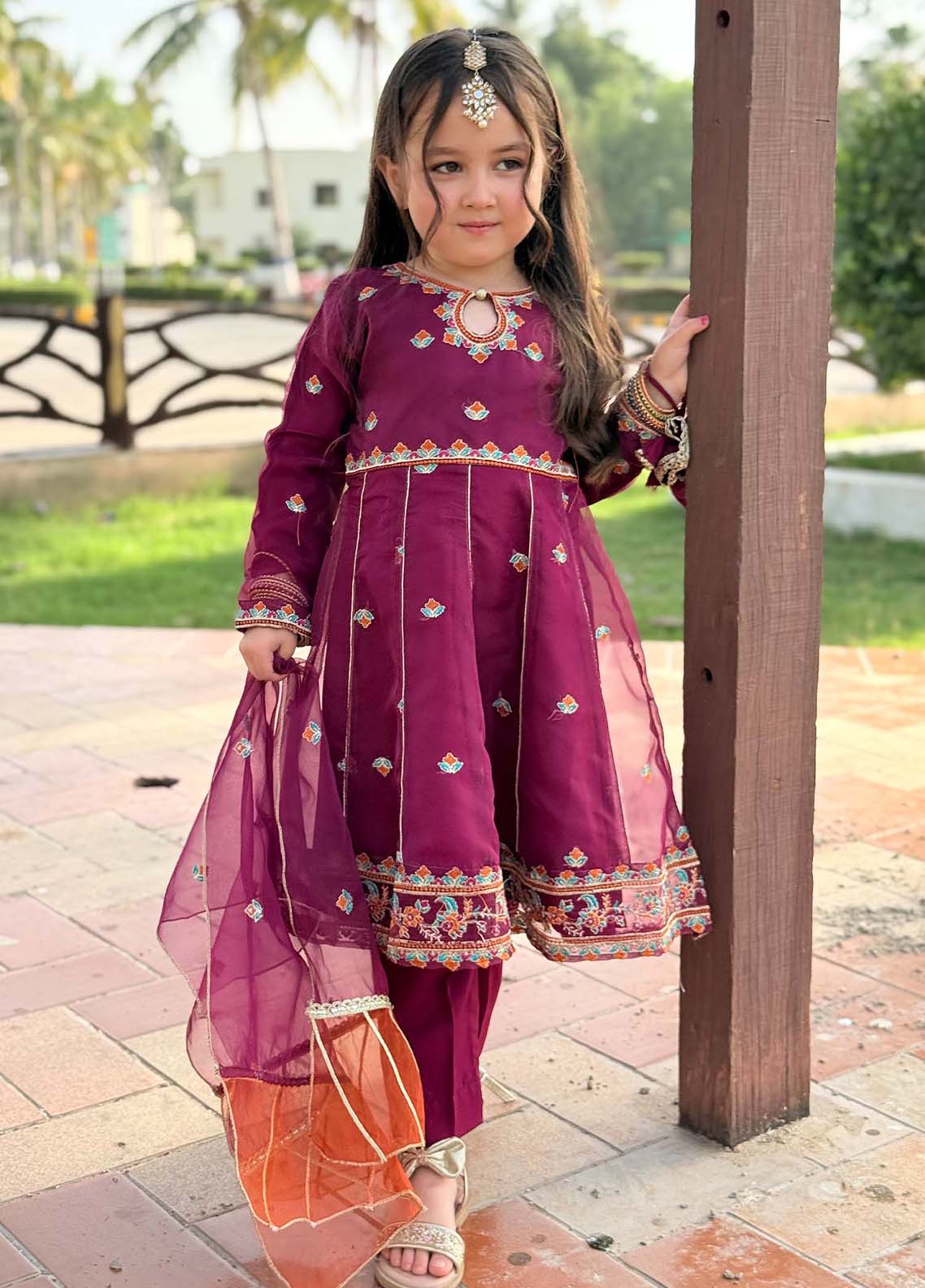 organza Pishwas in Magenta