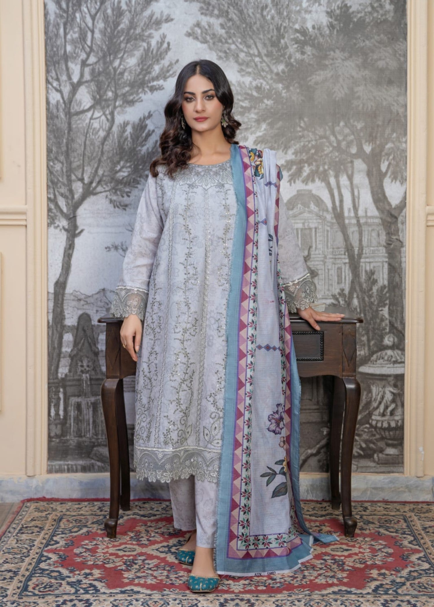 lawn cotton Kurta Set in Ash grey