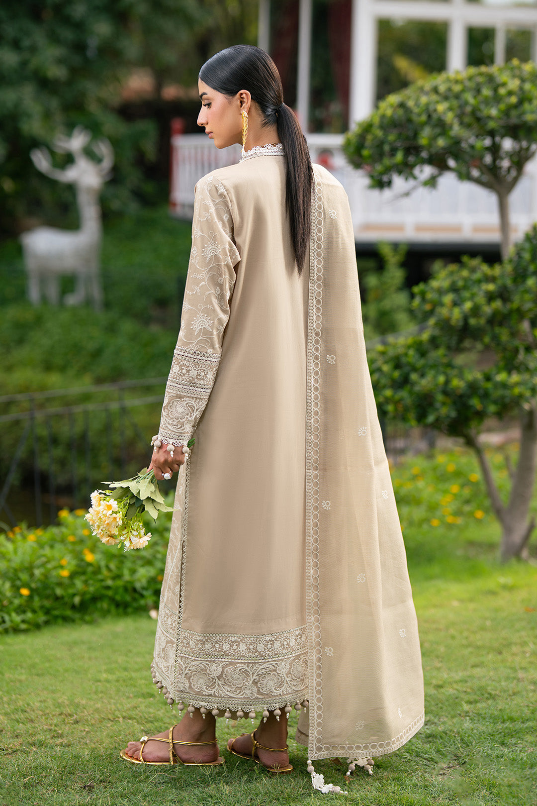 Summer Lawn – 7069-Drape