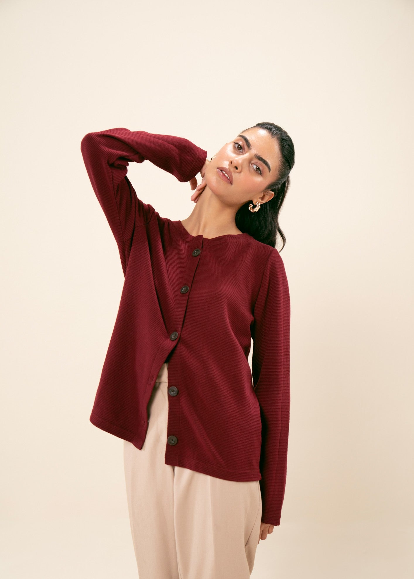 polyester Sweater in Cherry red