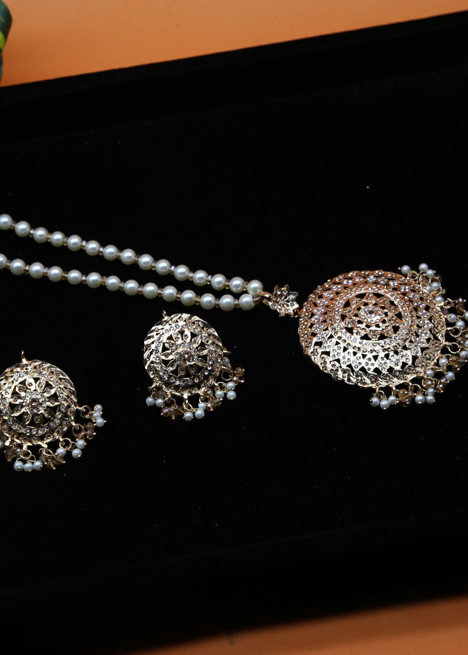 Jewelry Set in Gold Color by - Trendy Women Jewelry Set XAW7853