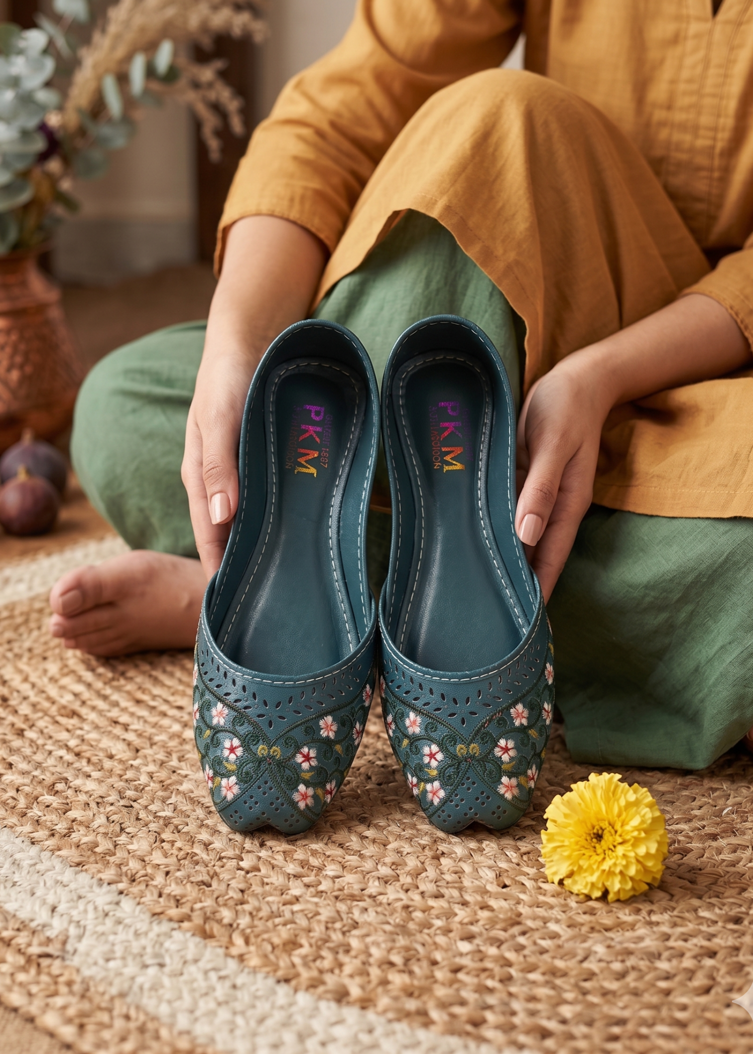 Khussa in Teal by - High Quality Women Khussa FAH4327