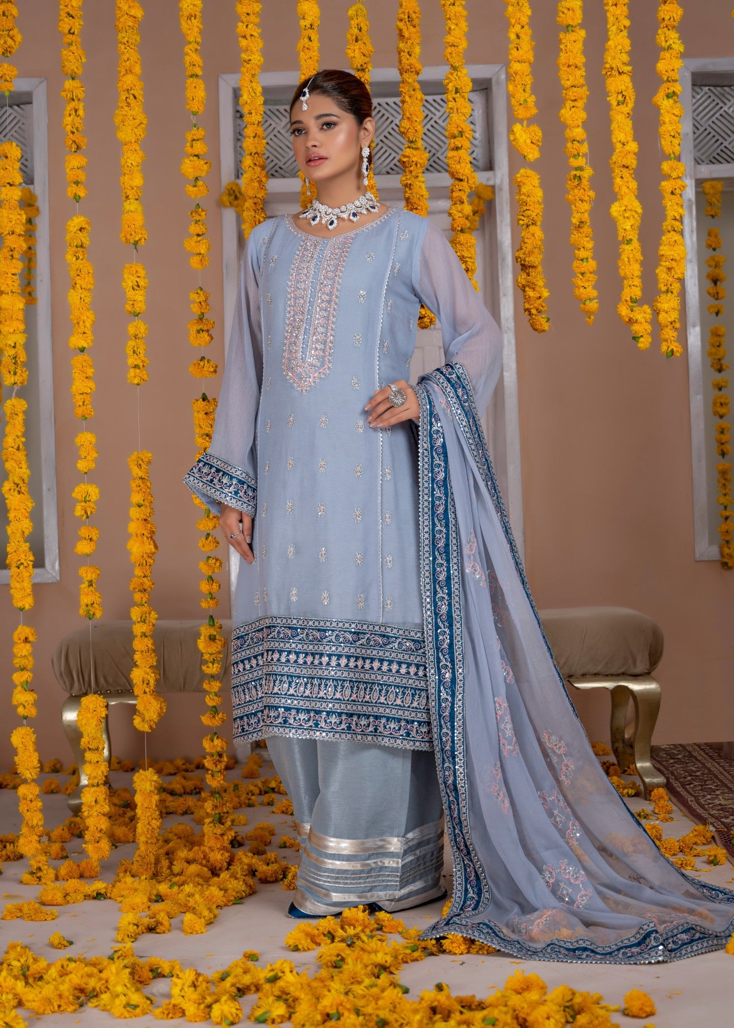 bemberg crinkle chiffon Kurta Set in Grey