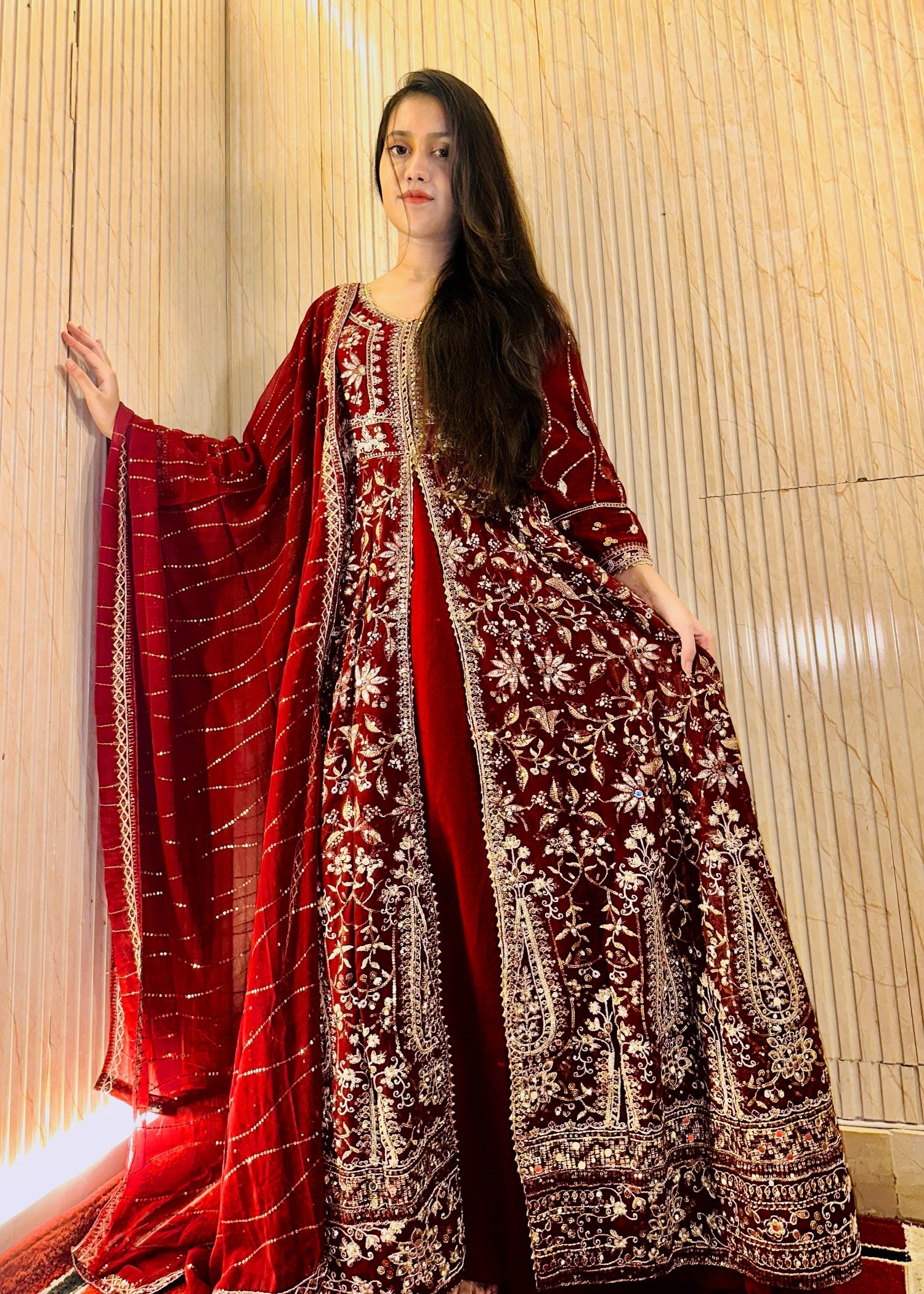 bemberg crinkle chiffon Maxi in Maroon