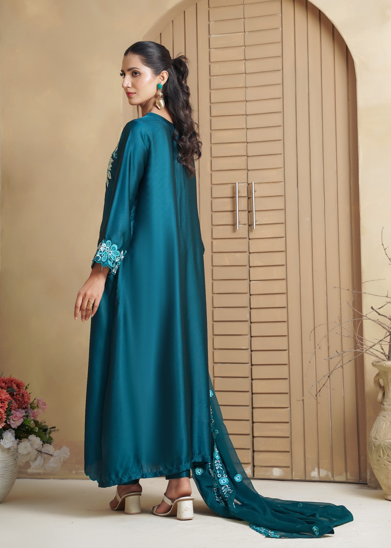 silk Kaftan in Bondi blue