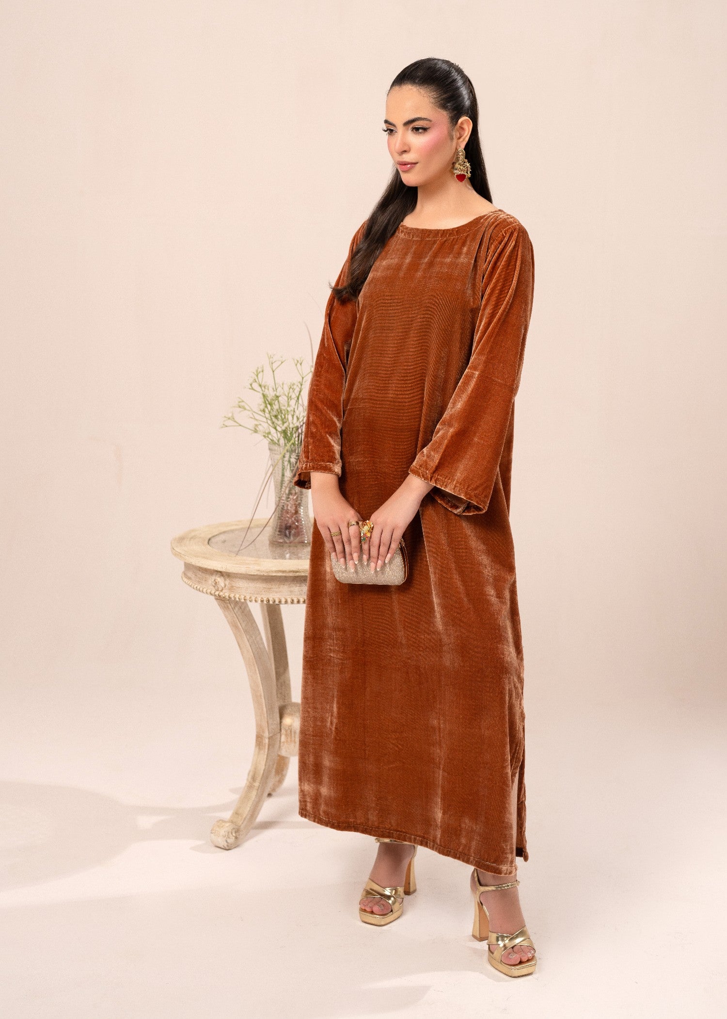 velvet Kaftan in Rustic brown