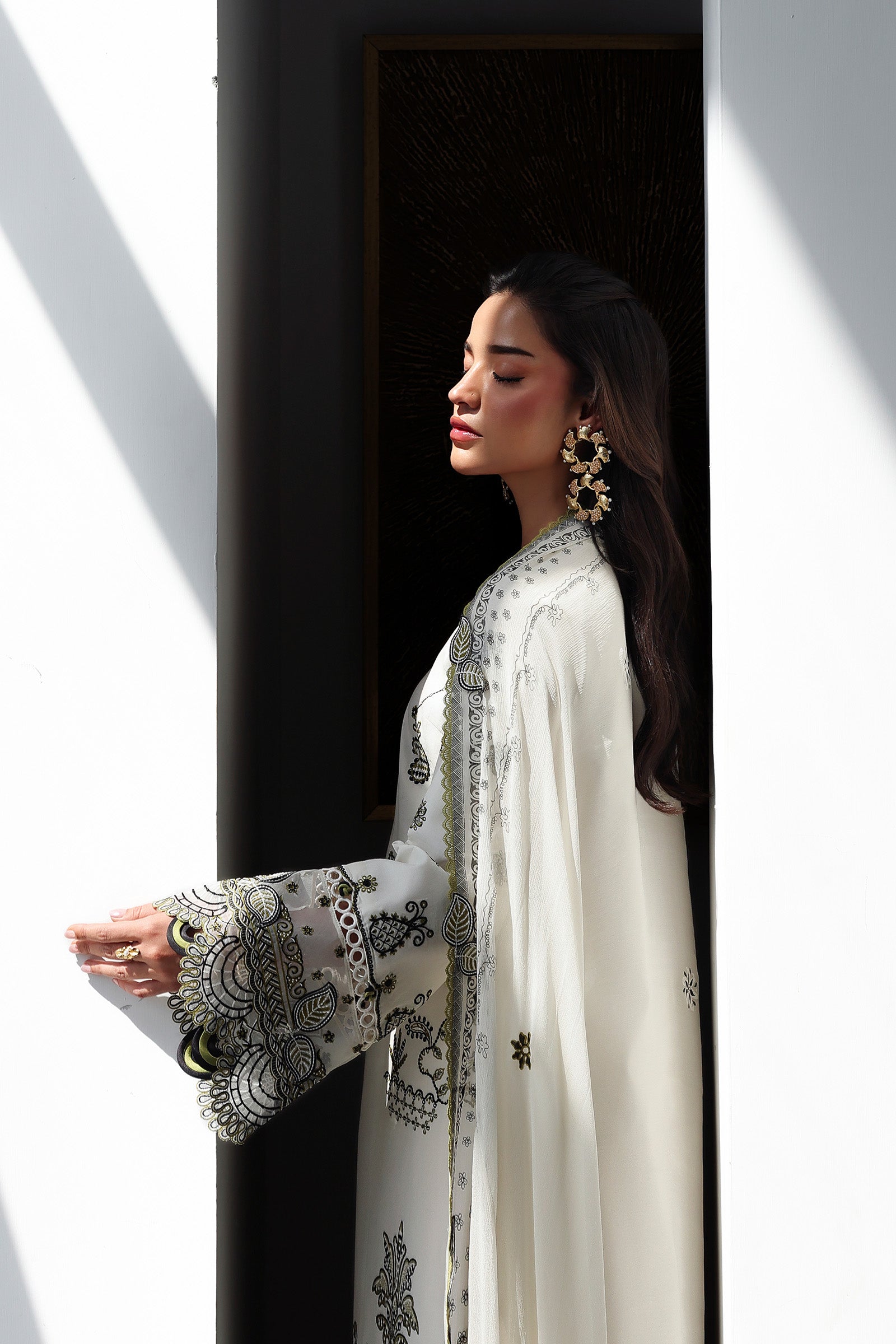 Qline Lawn Drop II – QKL-13 REEMA
