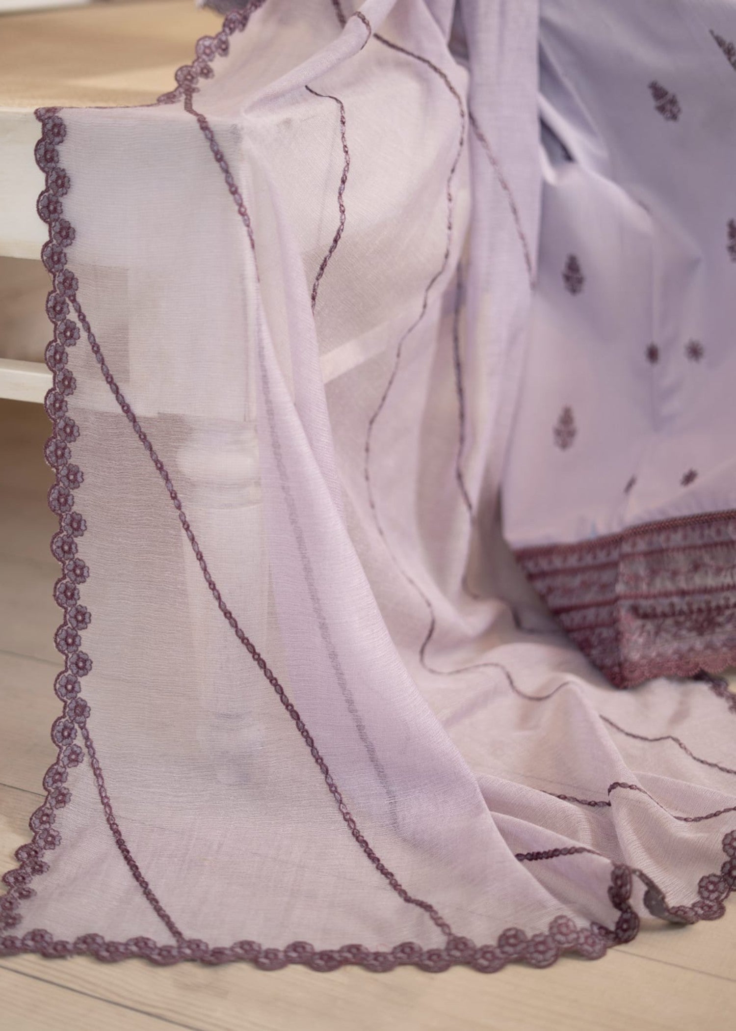 lawn cotton Unstitched in Lilac