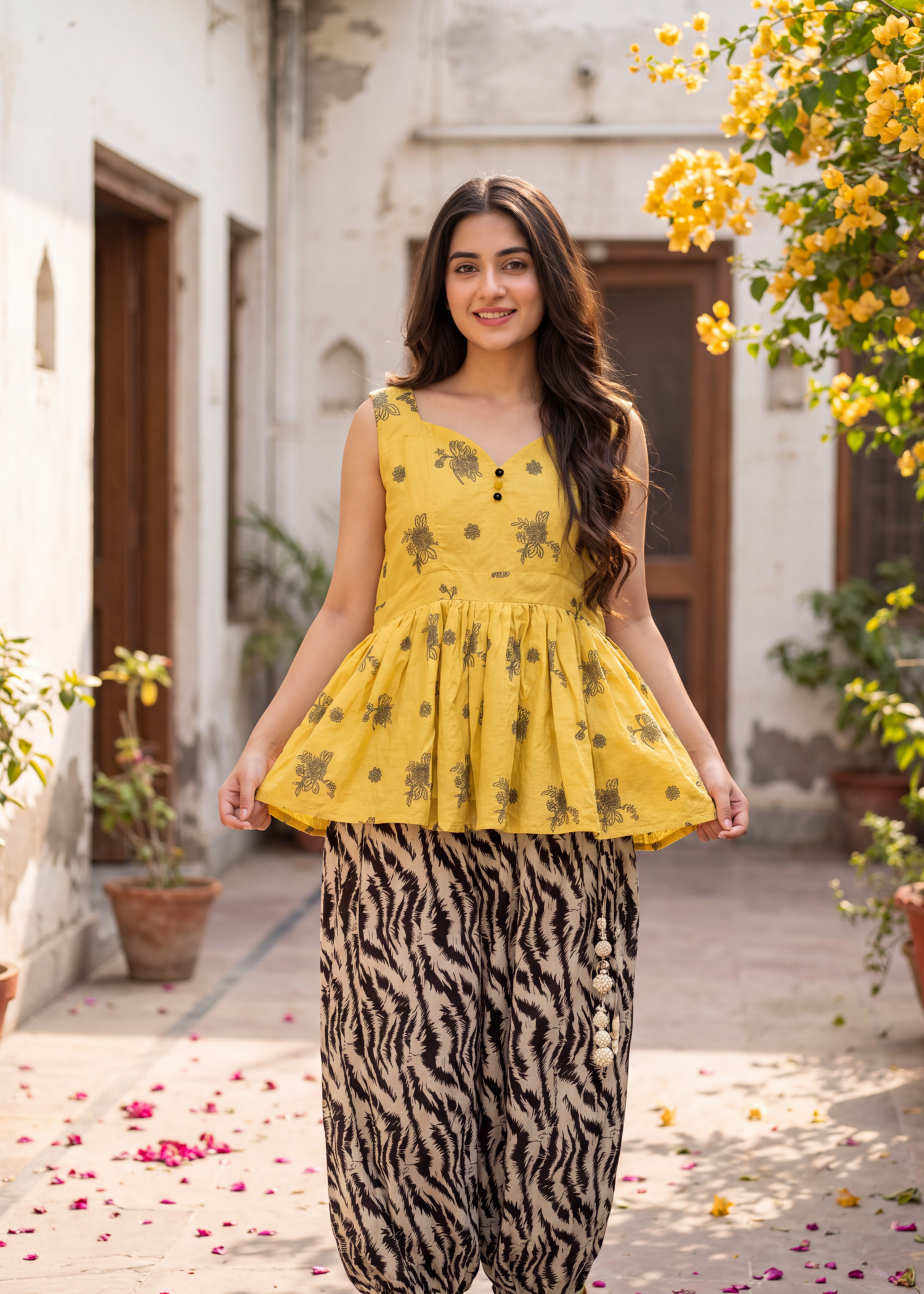 lawn Short Frock in Black, alabaster, mellow yellow