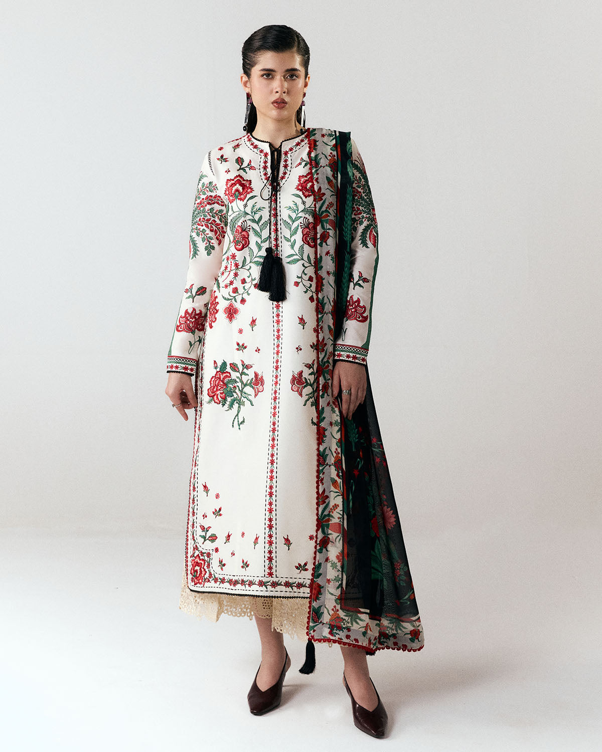 Jugnu Luxury Lawn Edit – Inali