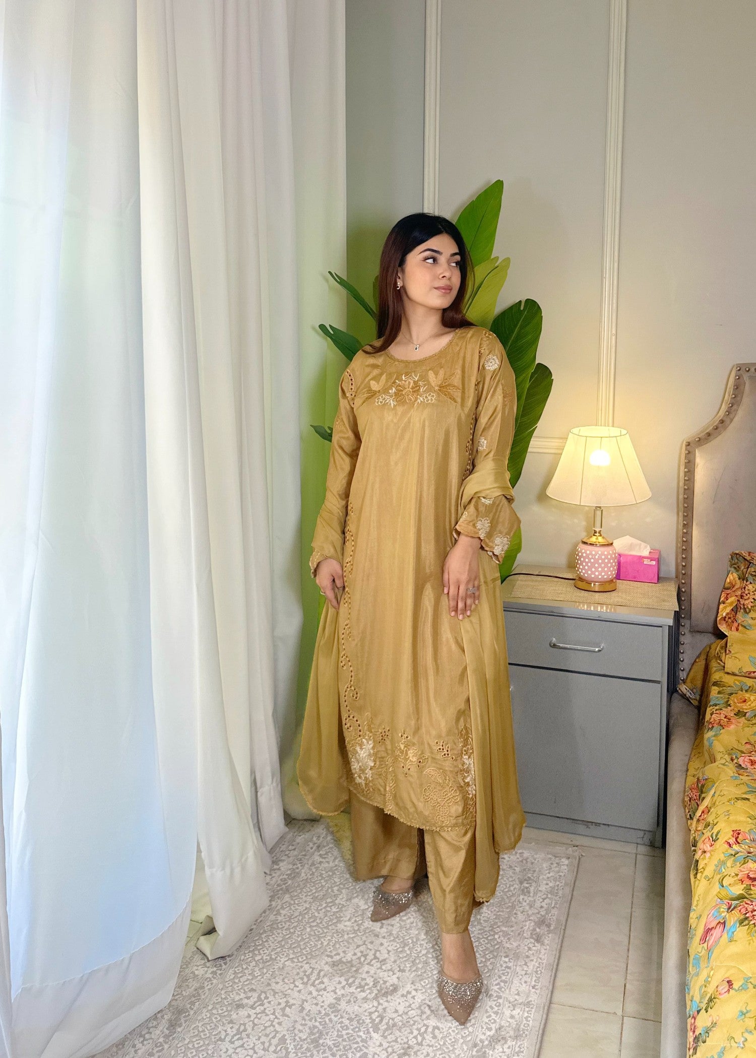 medium silk Kurta Set in Goldenrod
