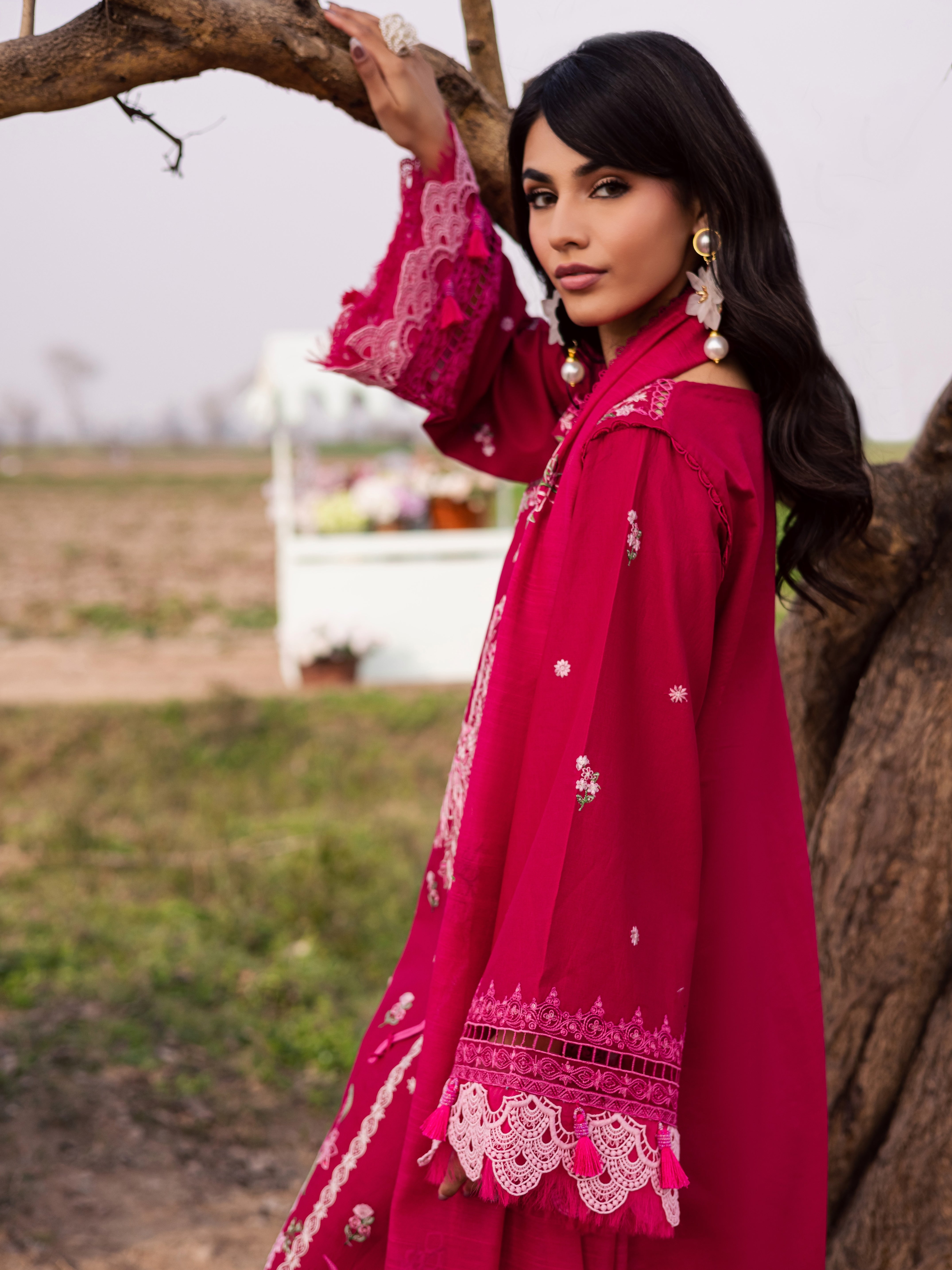 Dil-e-Raqsum Lawn – DQ-06