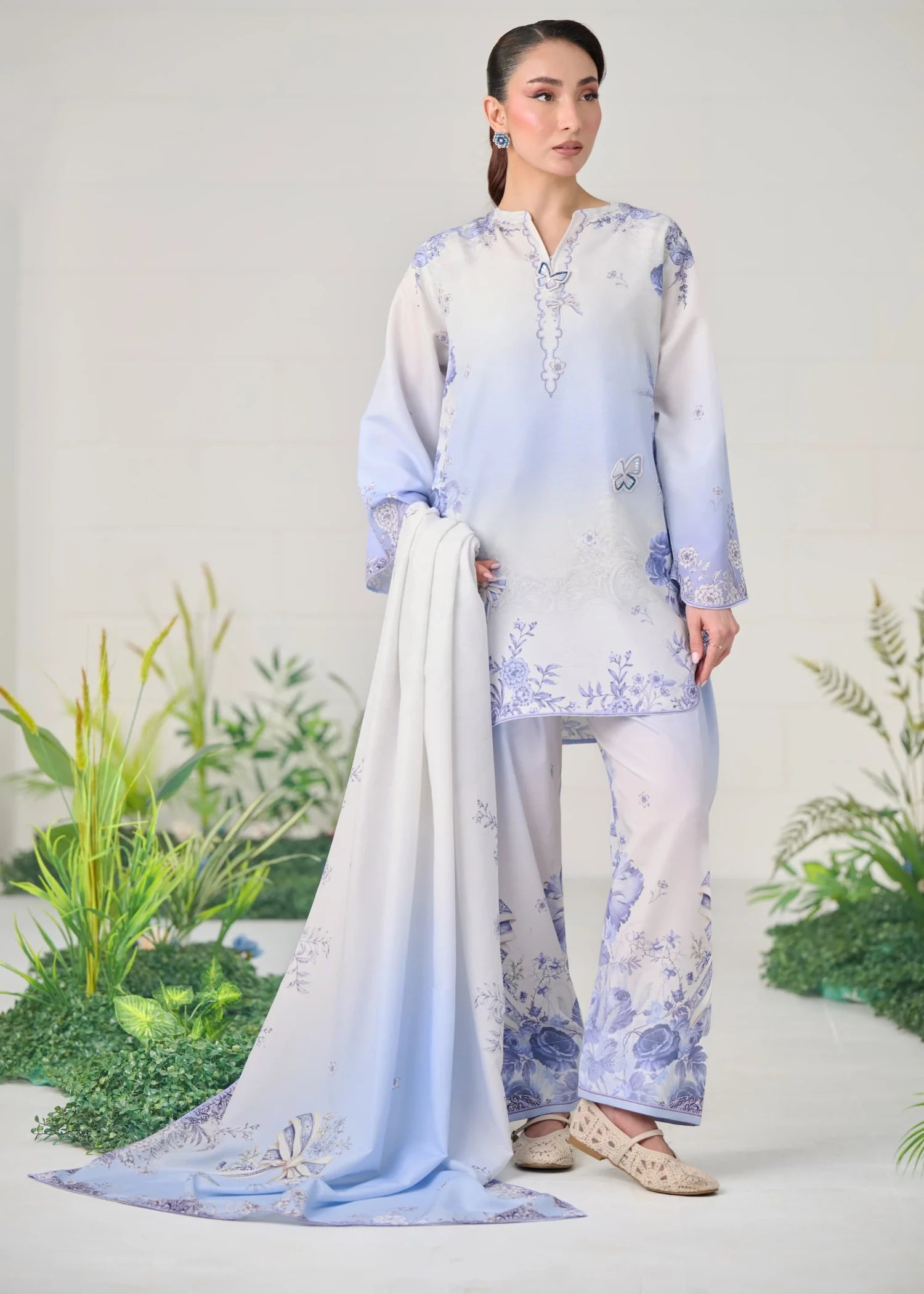 raw silk Co Ord Sets in White, light blue