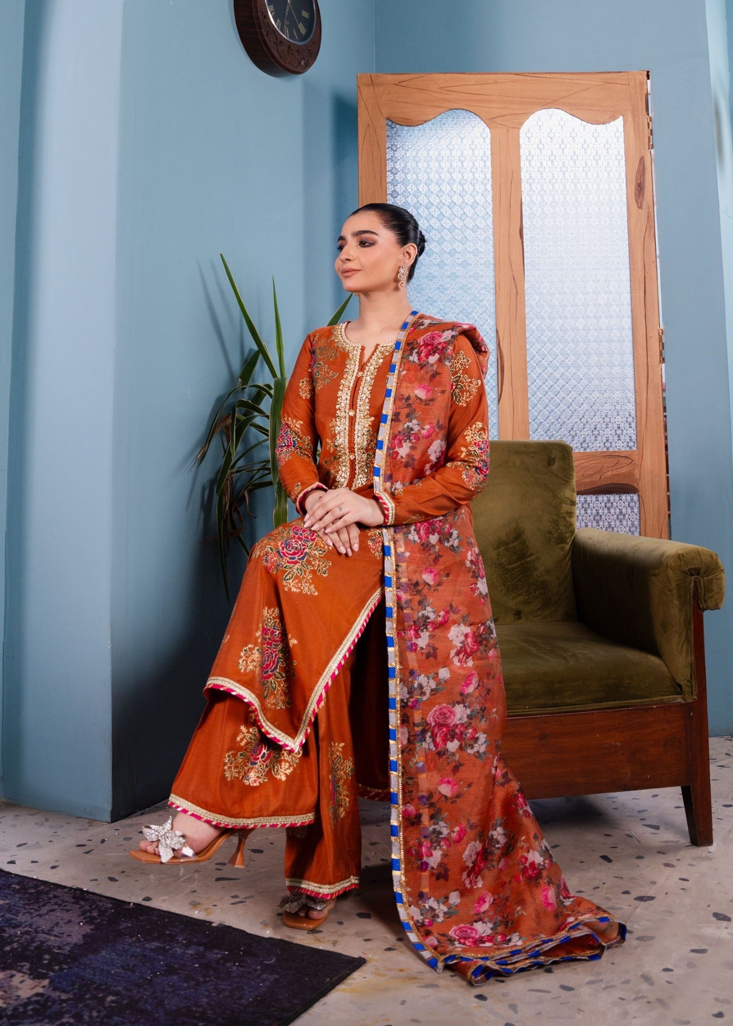 khaddi silk Kurta Set in Orange