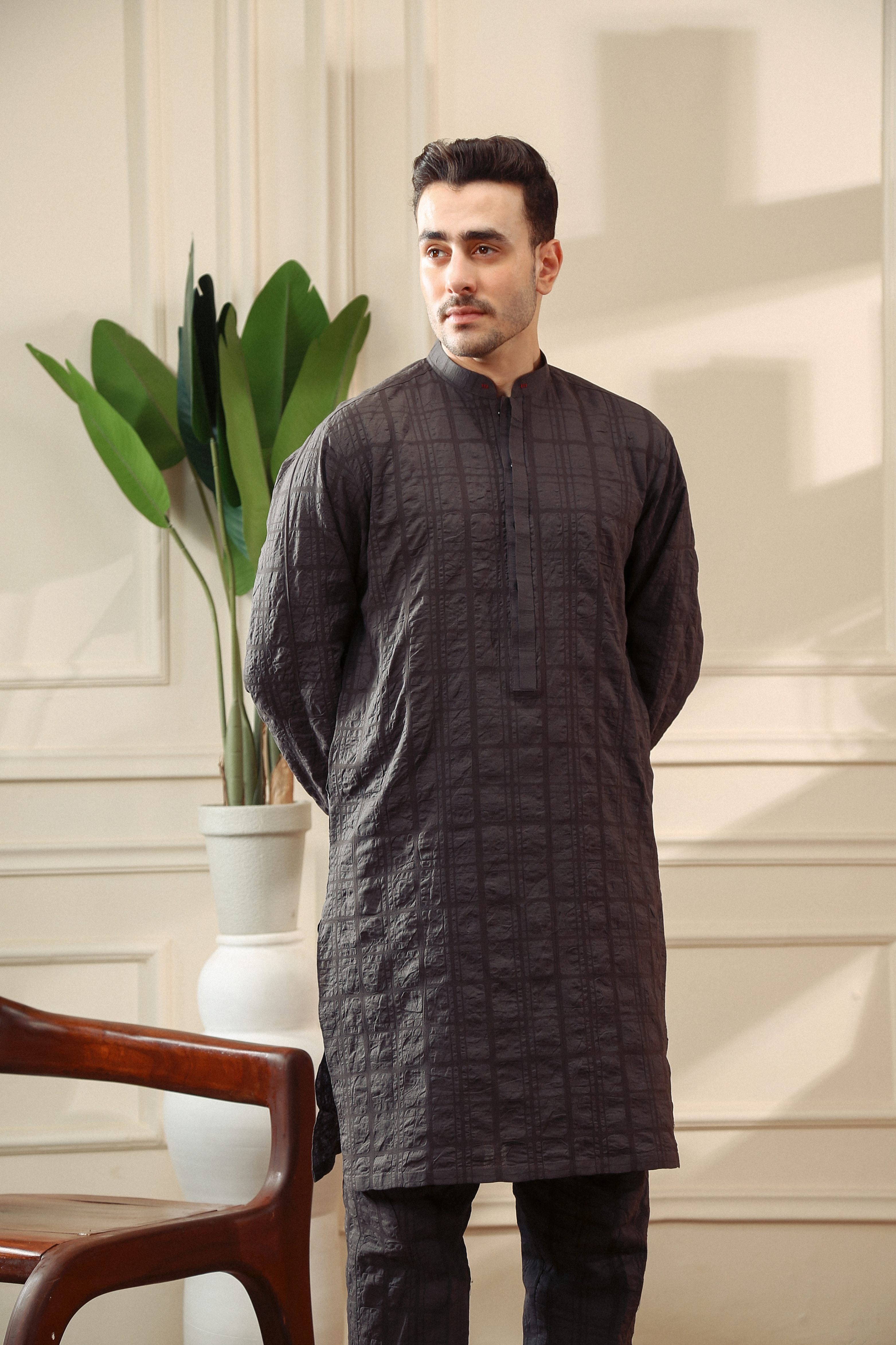 textured chambray Kurta Set in Black