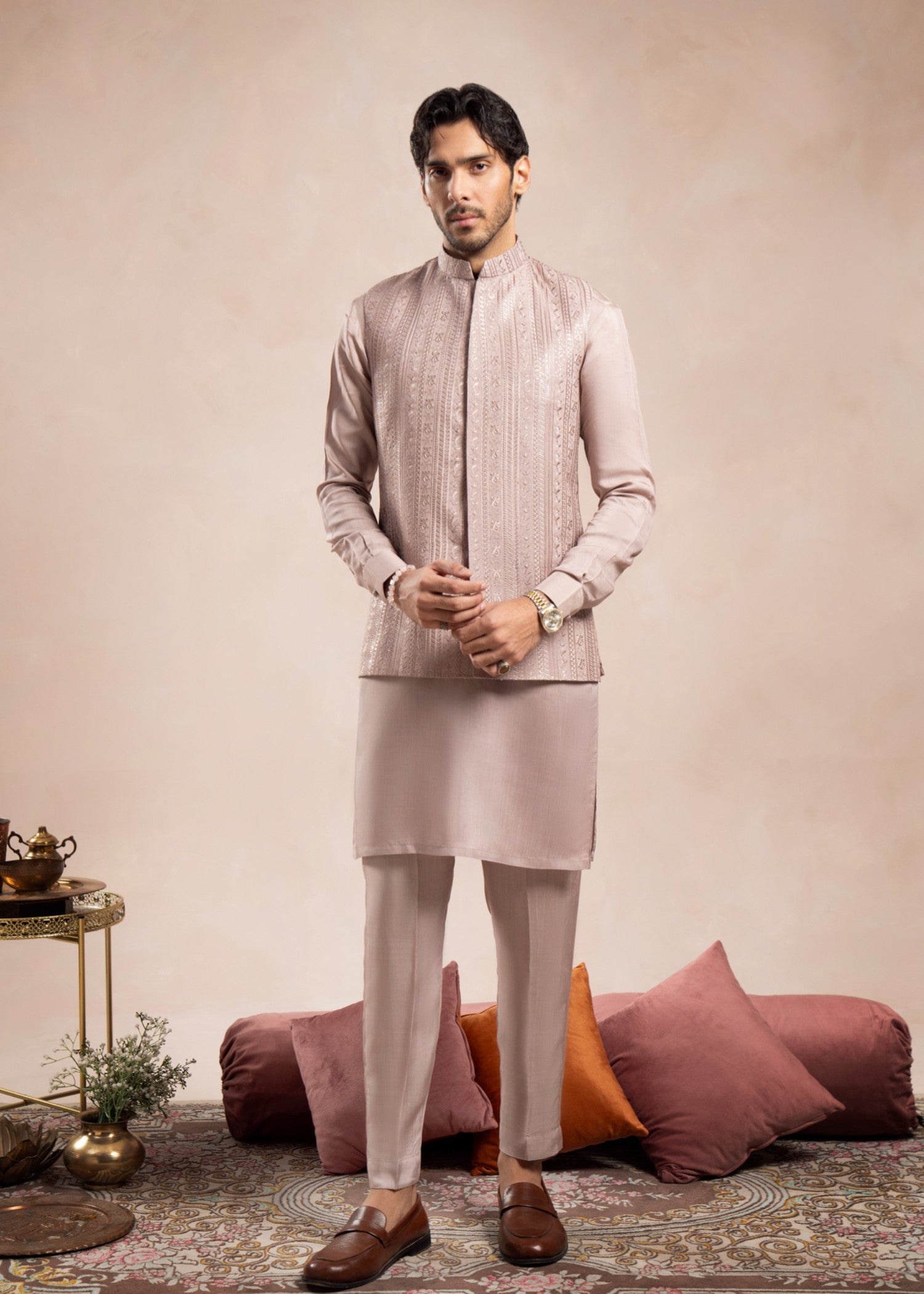 raw silk Waistcoat in Mauve pink by Muraqsh