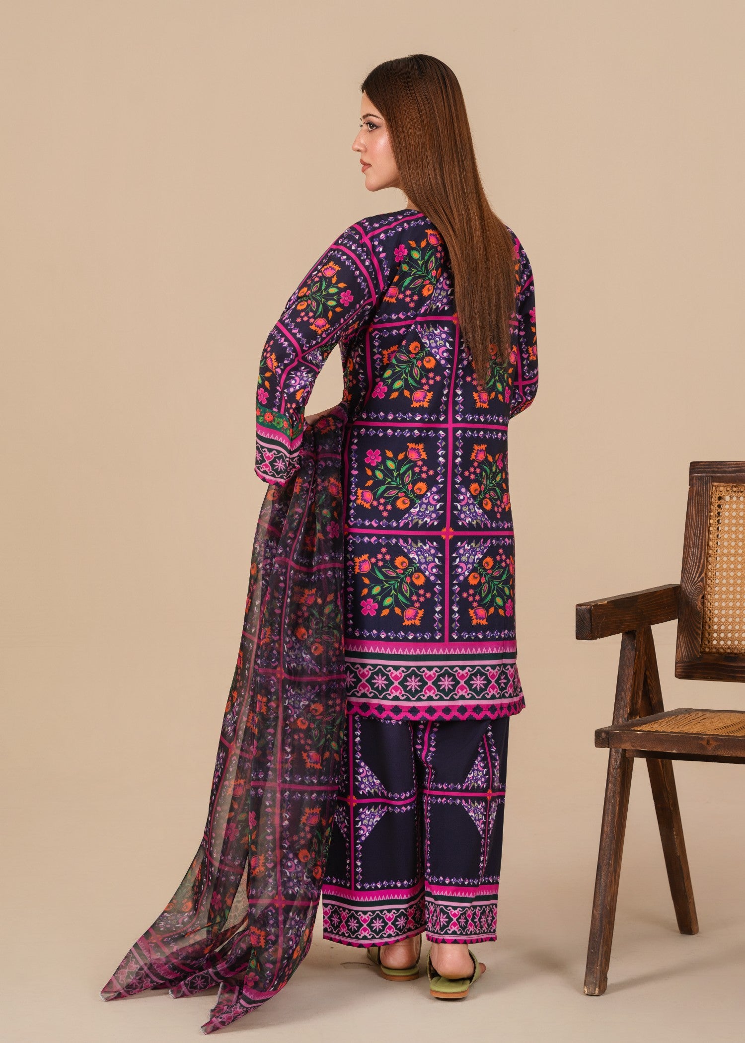 silk crepe Kurta Set in Purple
