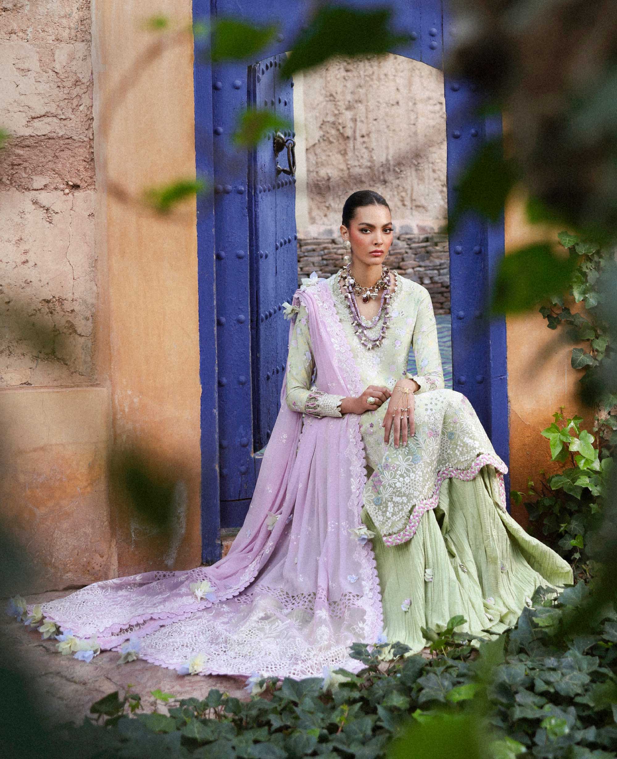 Republic Reine Eid Luxury Lawn – Perla