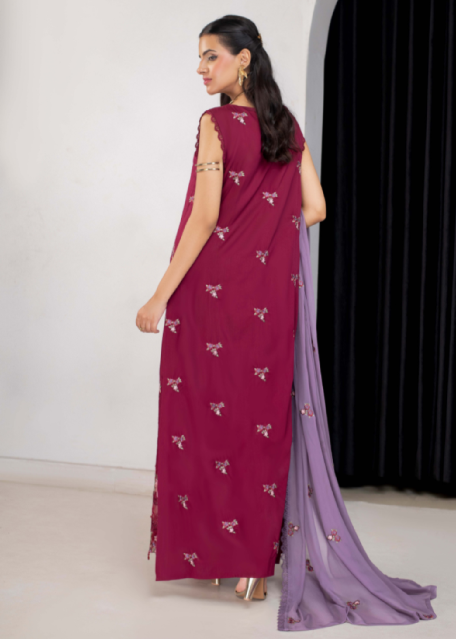 viscose Unstitched in Carmine, heather