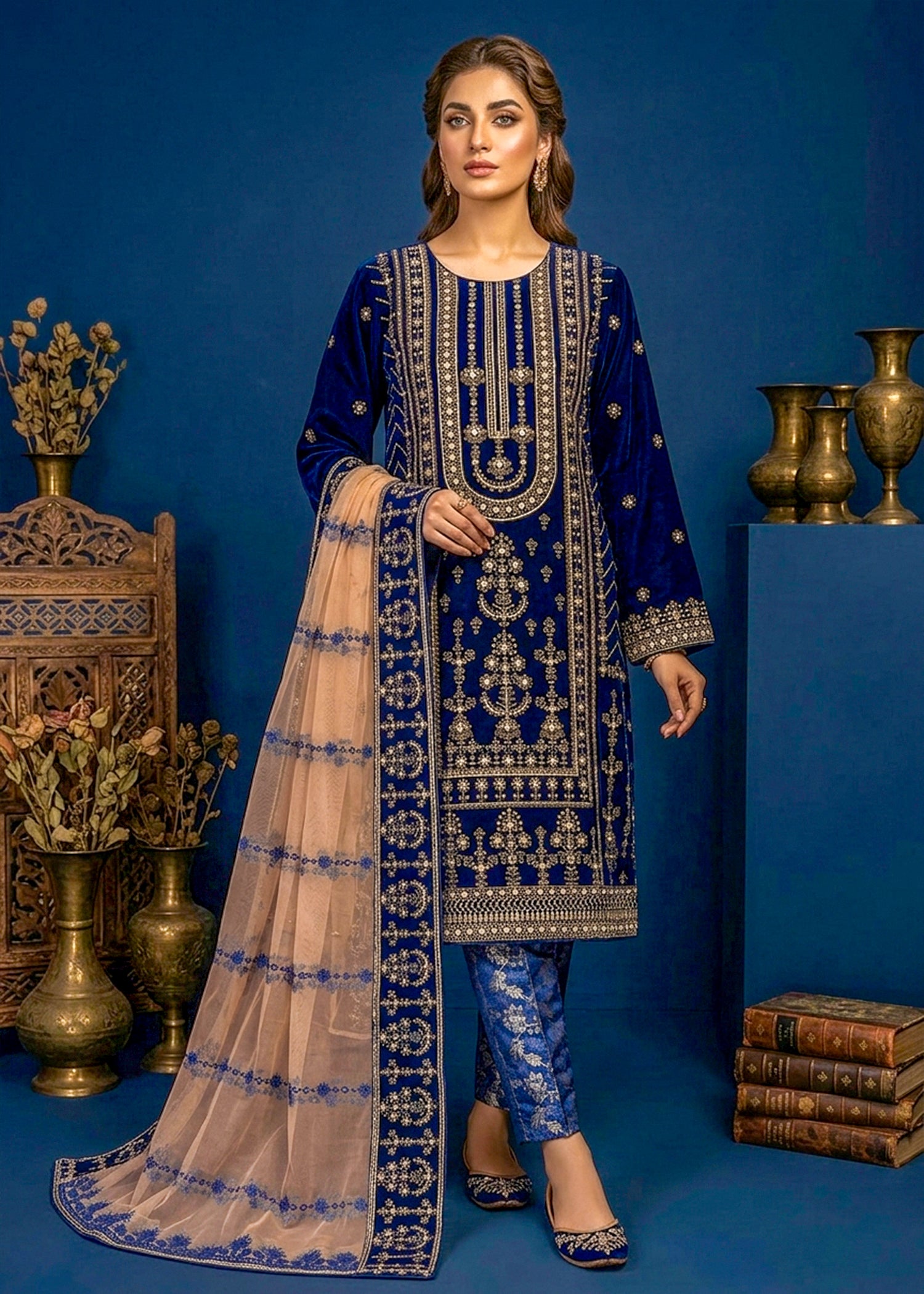 velvet Kurta Set in Navy blue
