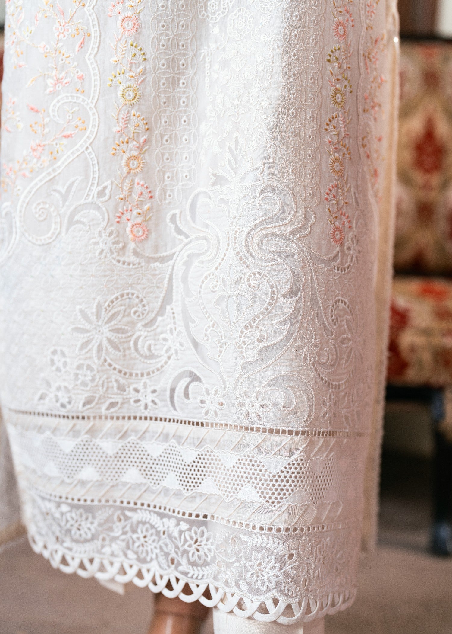 self jacquard Unstitched in Off-white