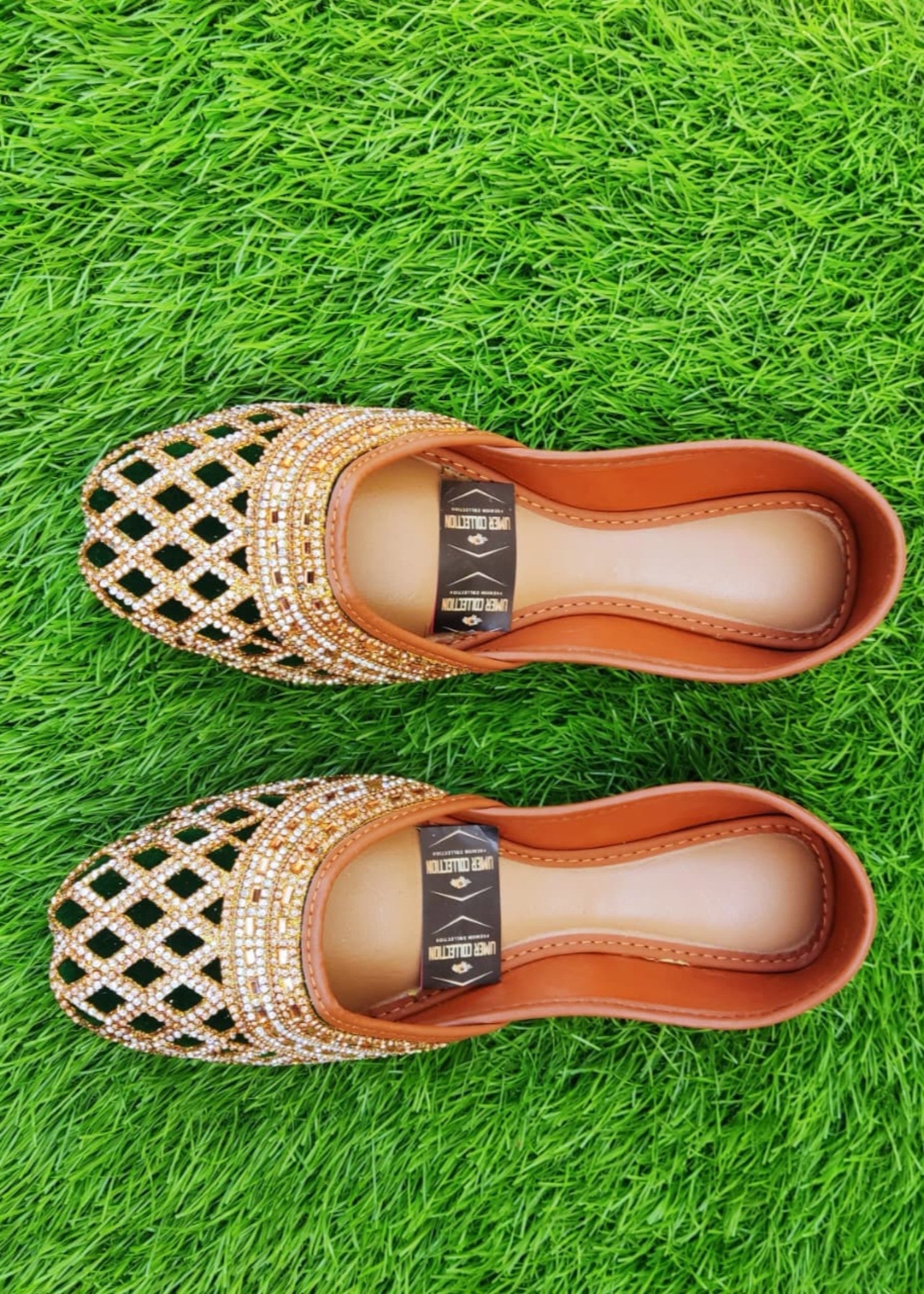 Khussa in Green by - High Quality Women Khussa IDF3256