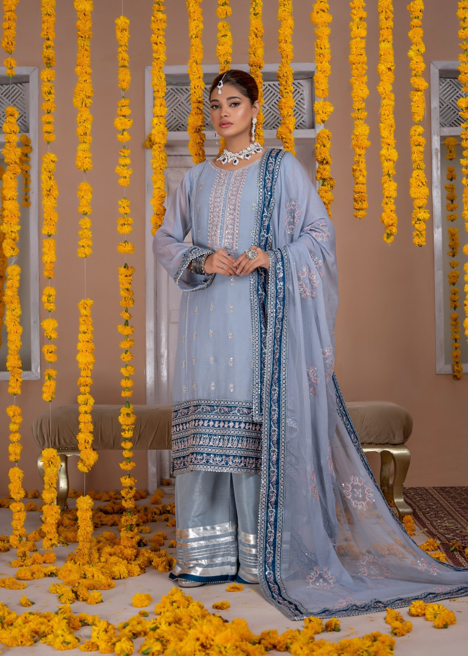 bemberg crinkle chiffon Kurta Set in Grey