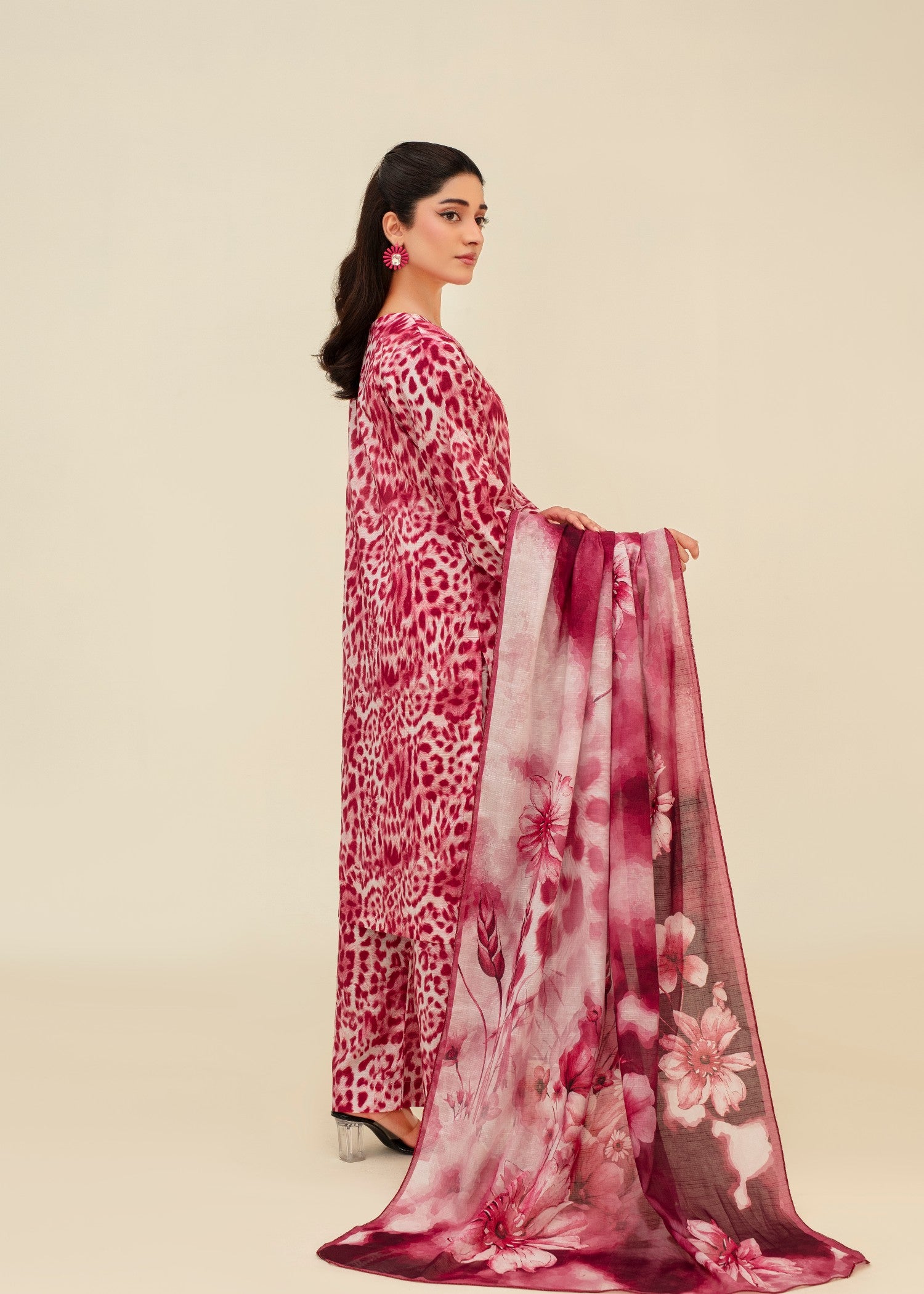 slub lawn Kurta Set in Pink
