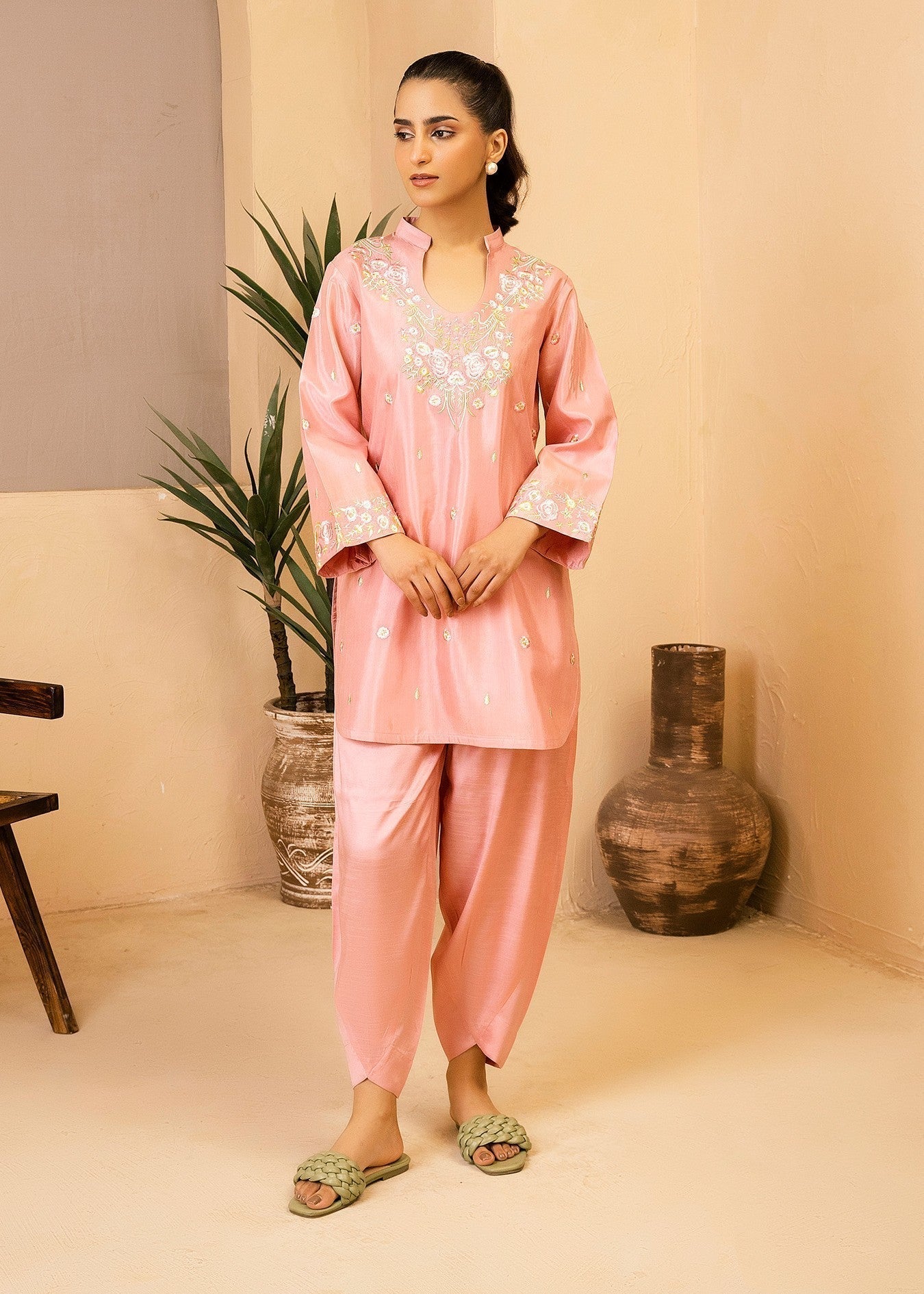 medium silk Kurta Set in Peach pink