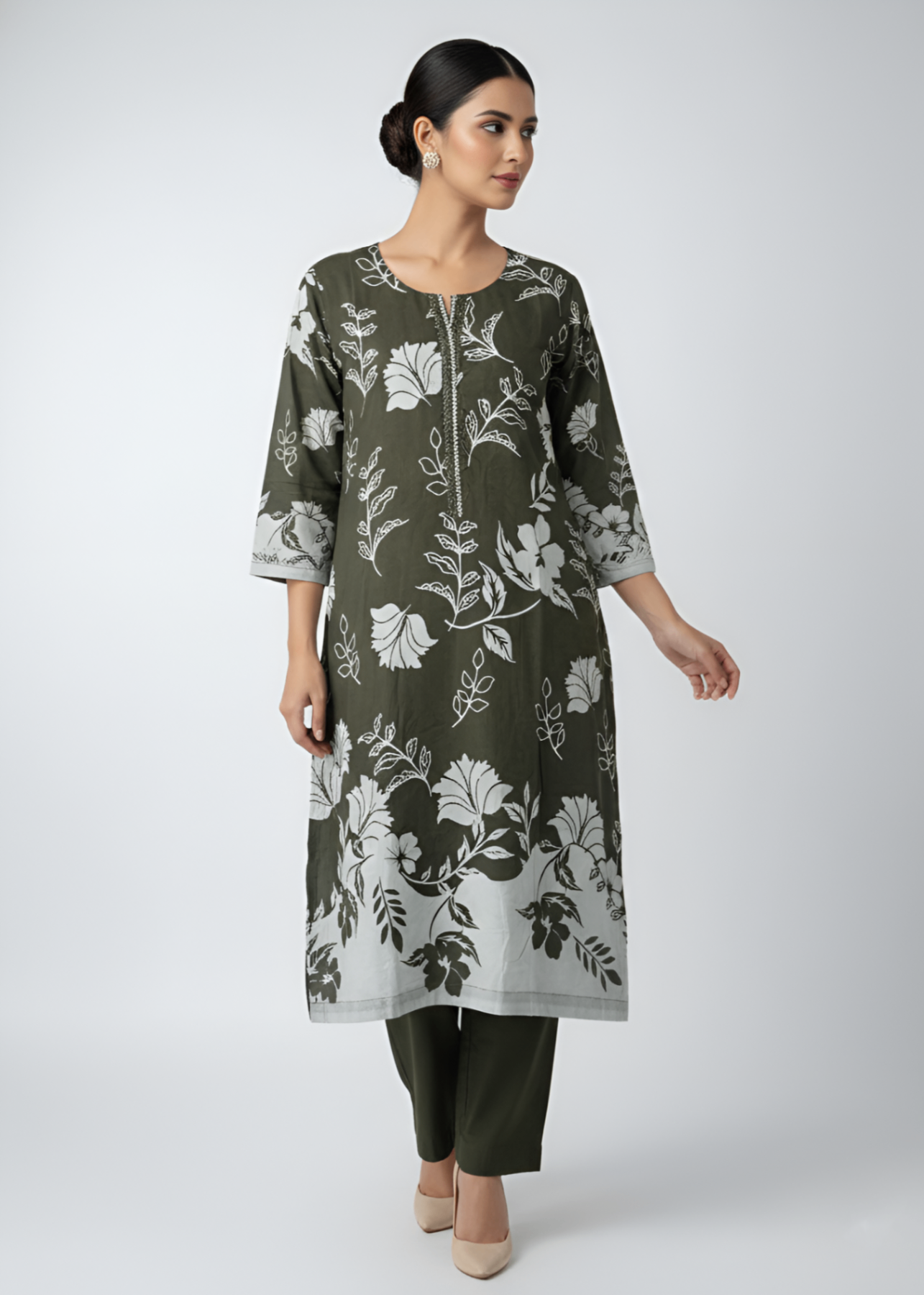 cambric Kurta Set in Green