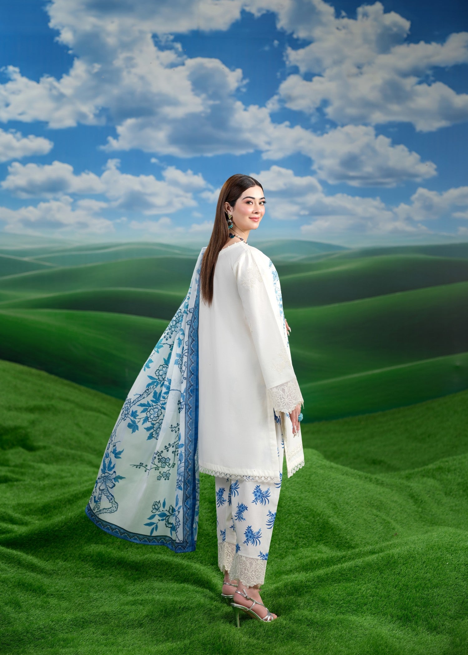 cambric cotton Kurta Set in Cream