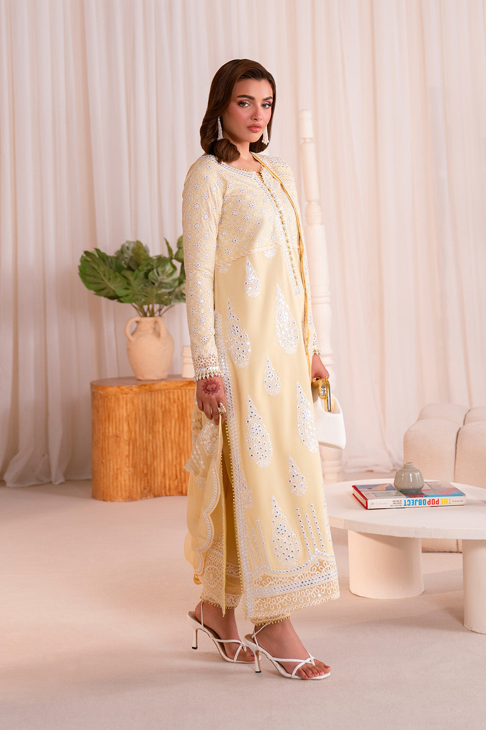 Bloom Poise Lawn Edit – CHLOÉ - MSU0684