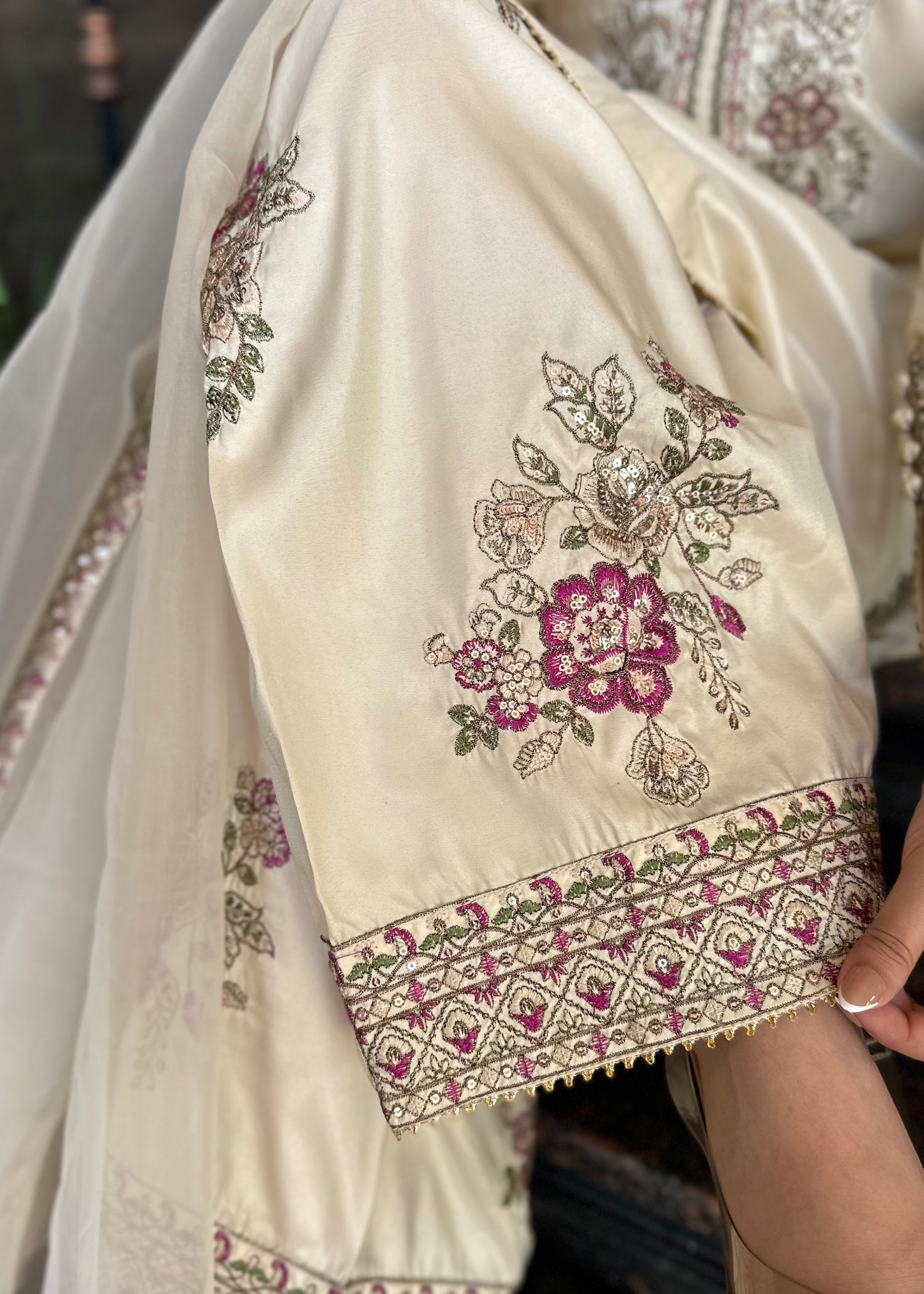 silk Kurta Set in Off-white