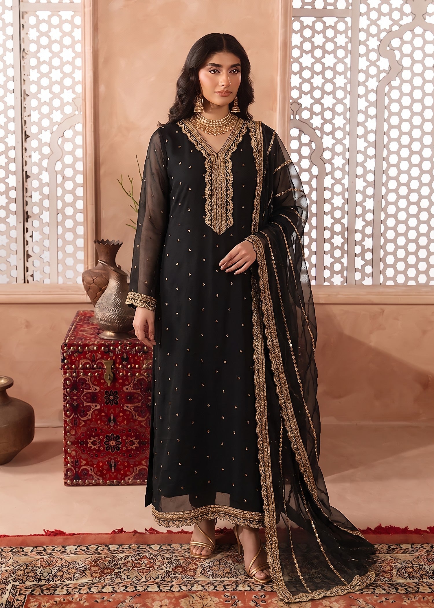 bemberg crinkle chiffon Kurta Set in Jet black