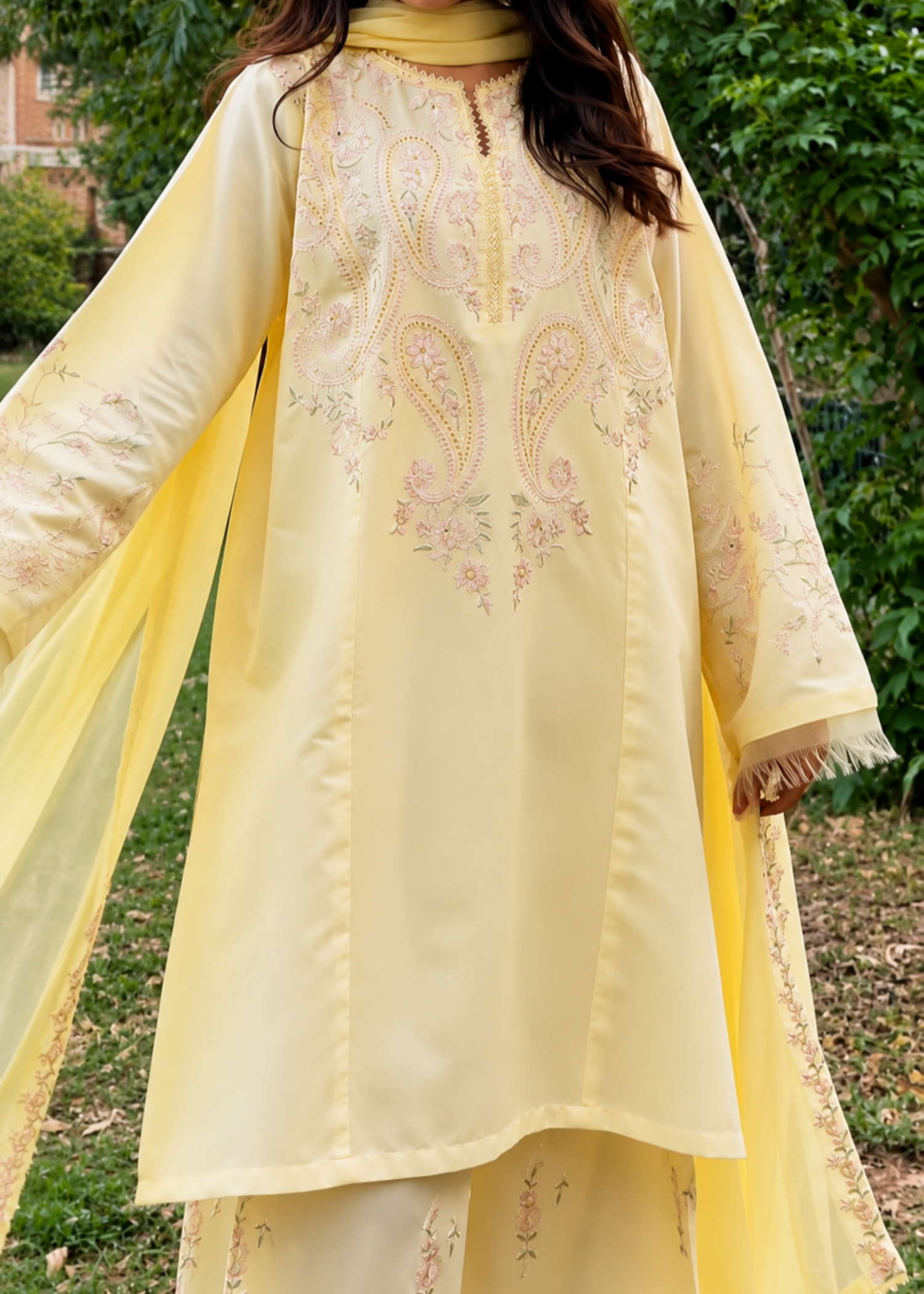 lawn Kurta Set in Light yellow