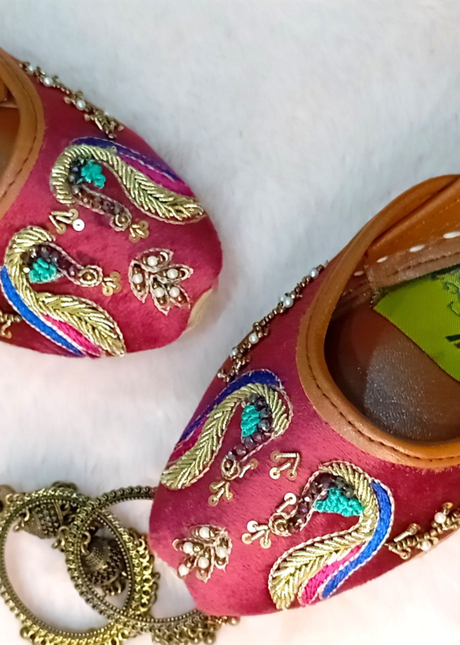 Khussa in Maroon by - High Quality Women Khussa VJW5247