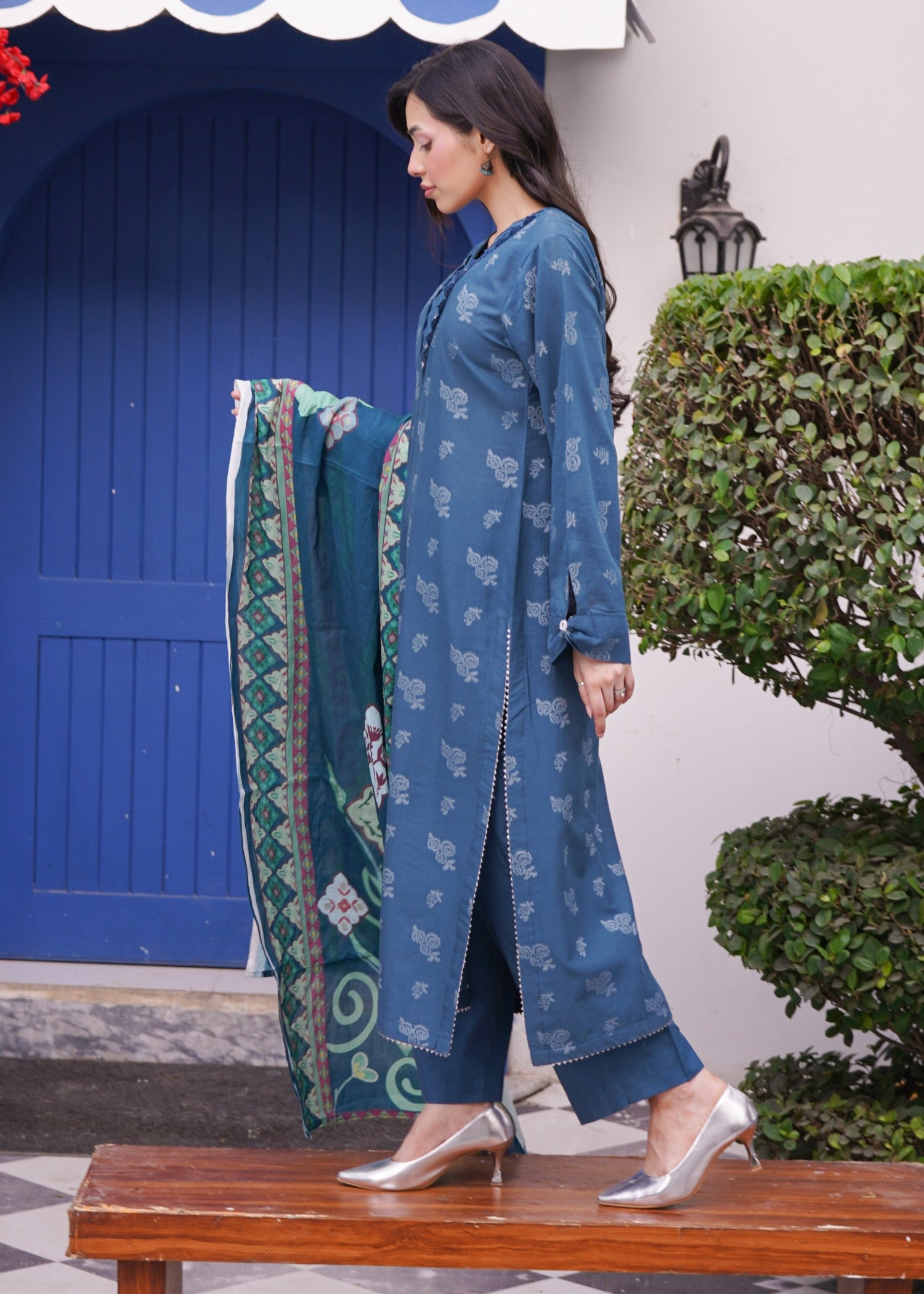jacquard Kurta Set in Sapphire blue